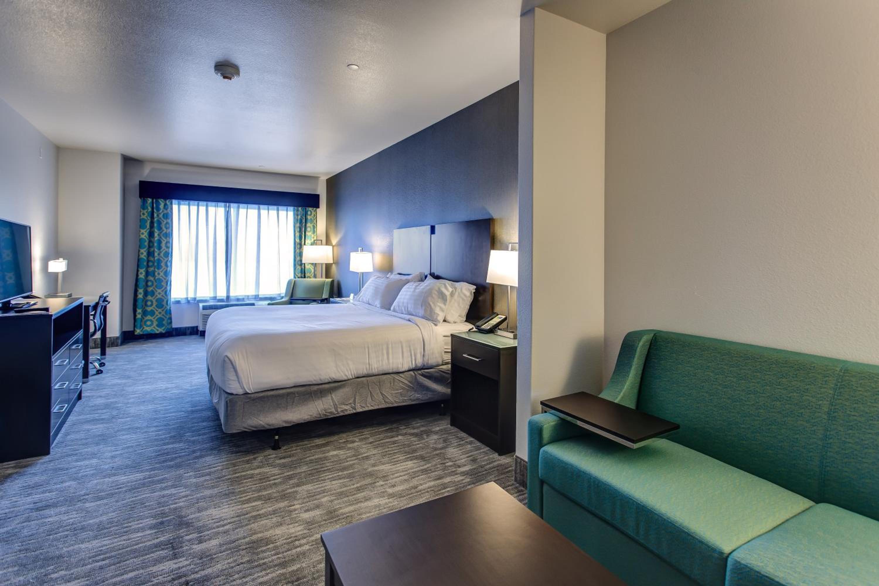 King Suite - Disability Access photo 1