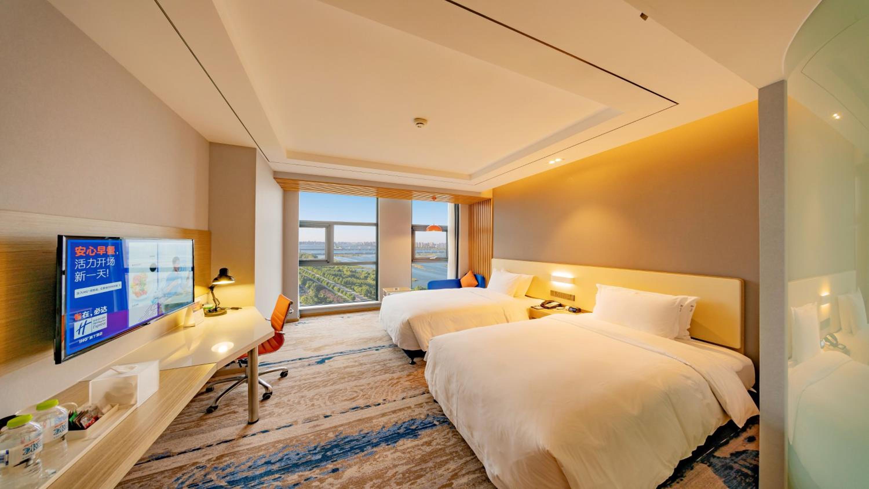 Standard Twin Room with River View photo 1