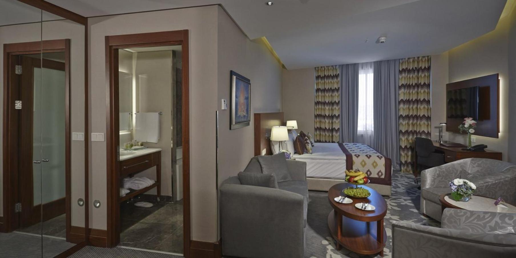 Standard Room with Two Single Beds