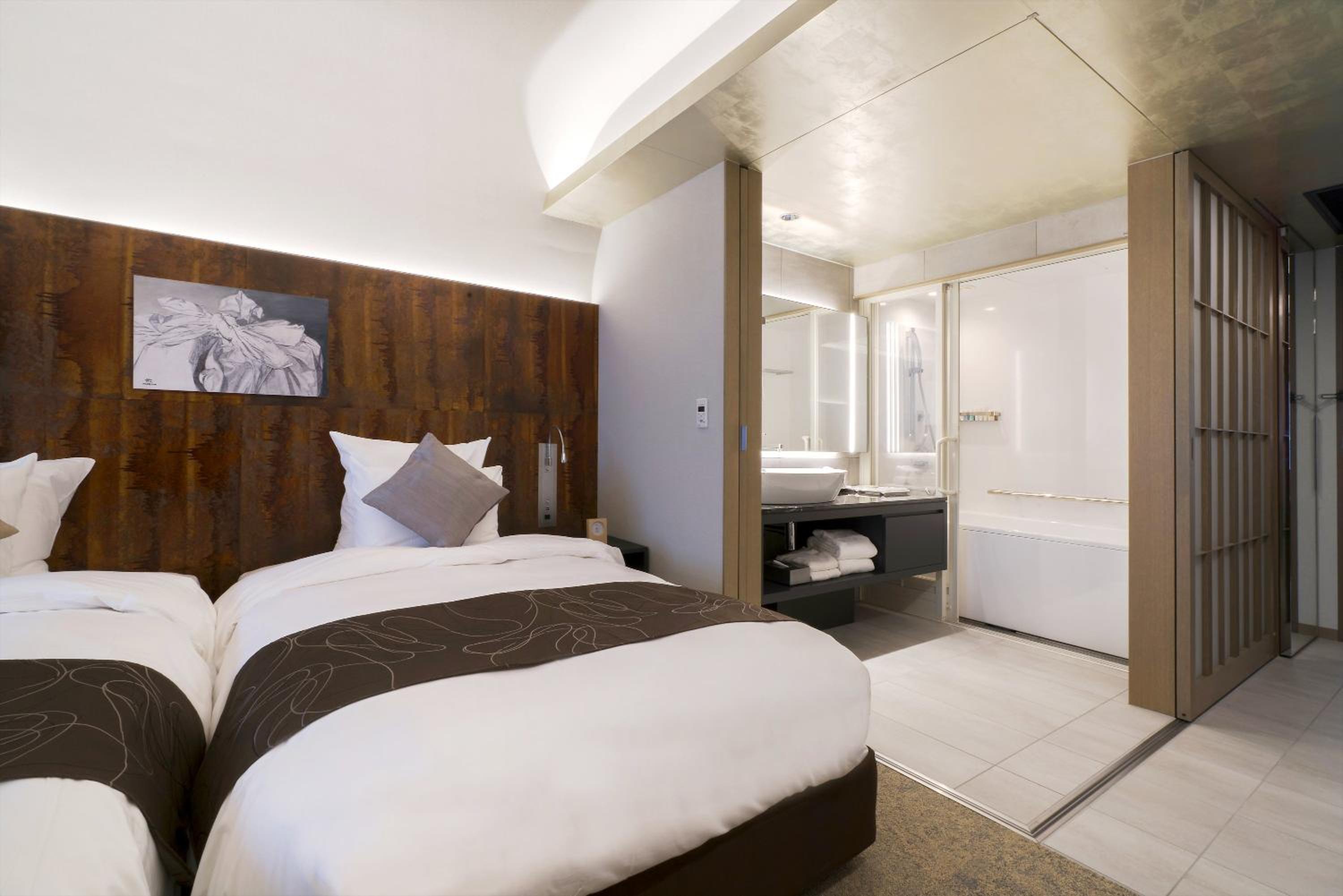 Superior Twin Room - Non-Smoking - Photo 2