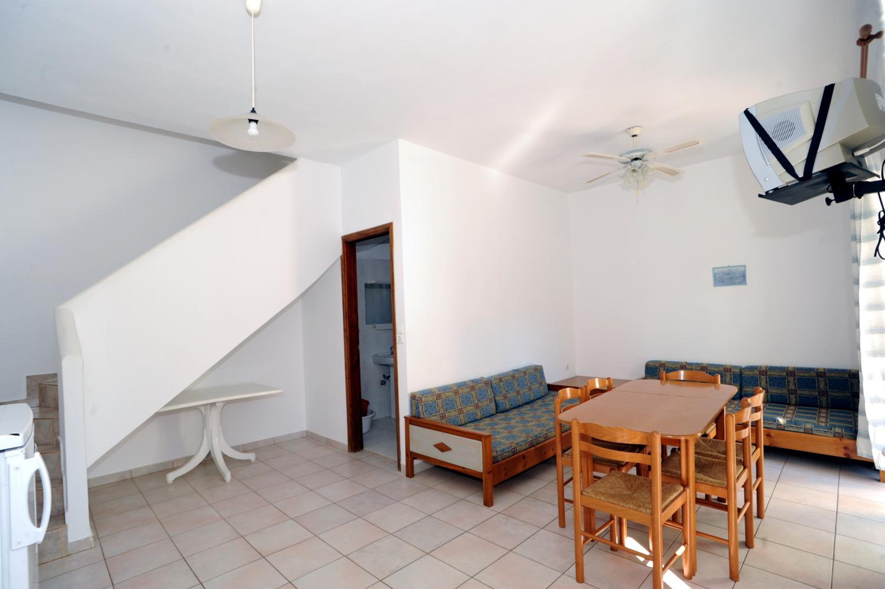 Family Two-Bedroom Suite photo 3