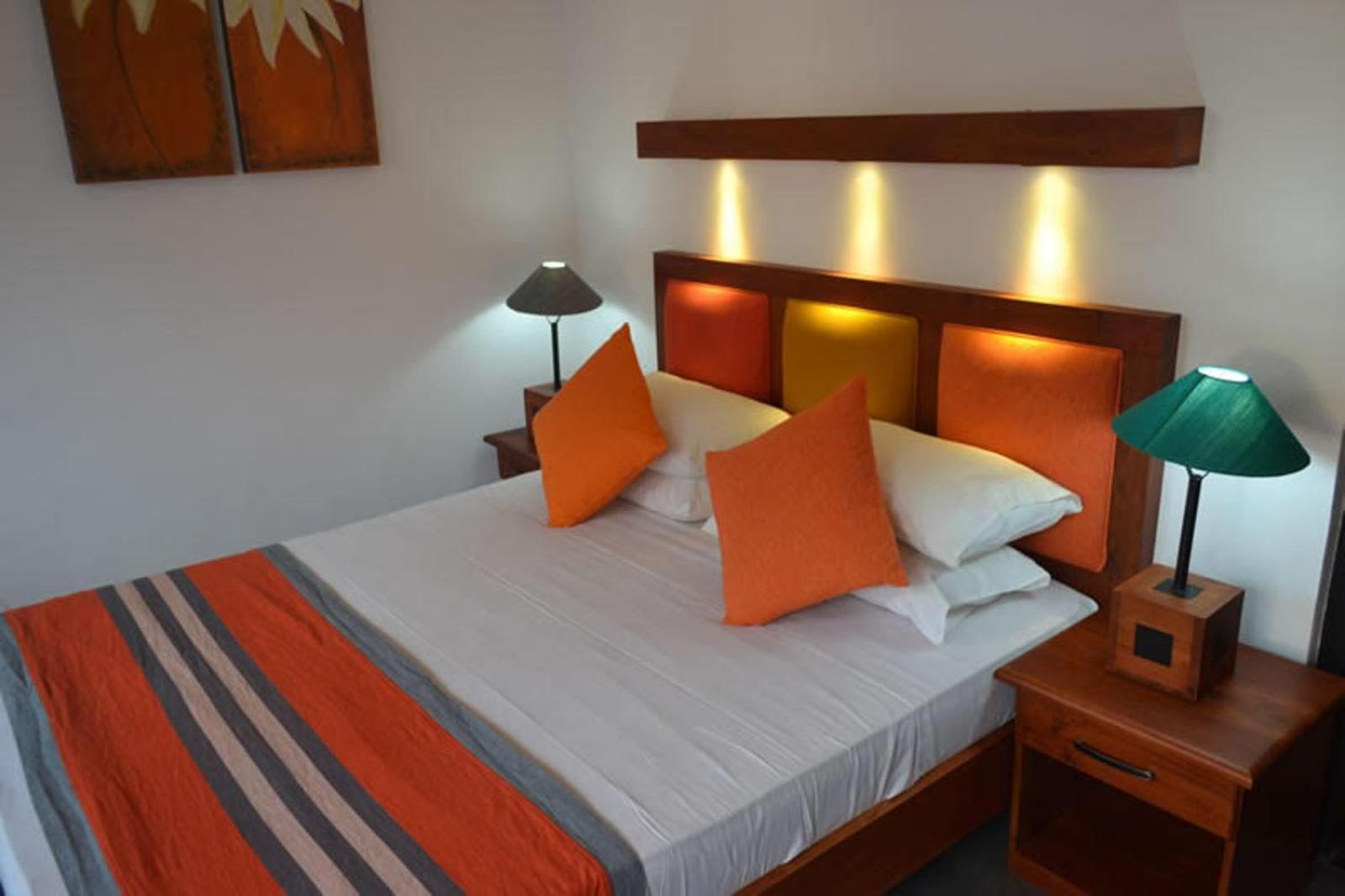 De Luxe Doppelzimmer mit Balkon und Meerblick
