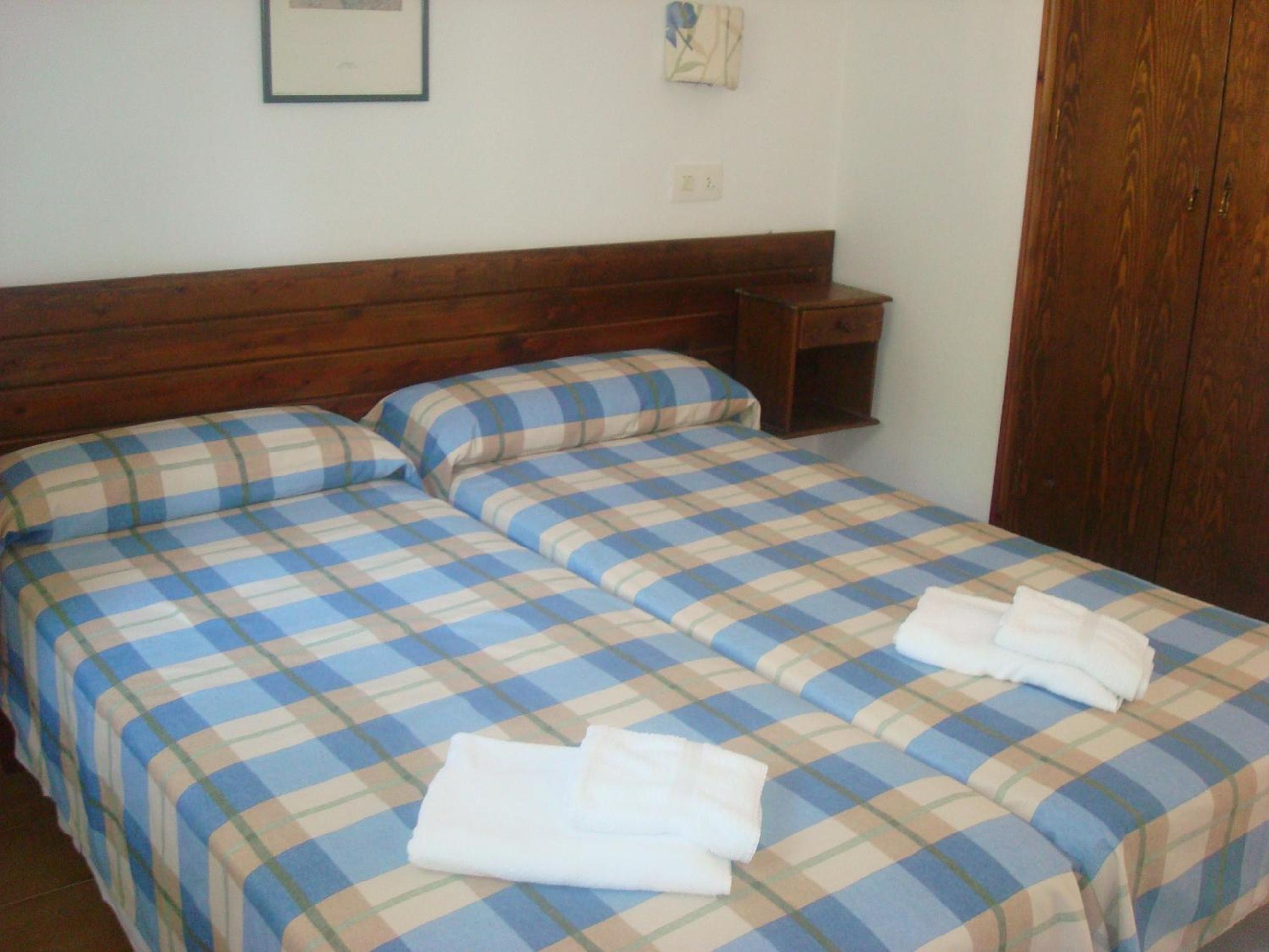 Apartamento de una habitación con vista al mar (2 adultos + 2 niños)