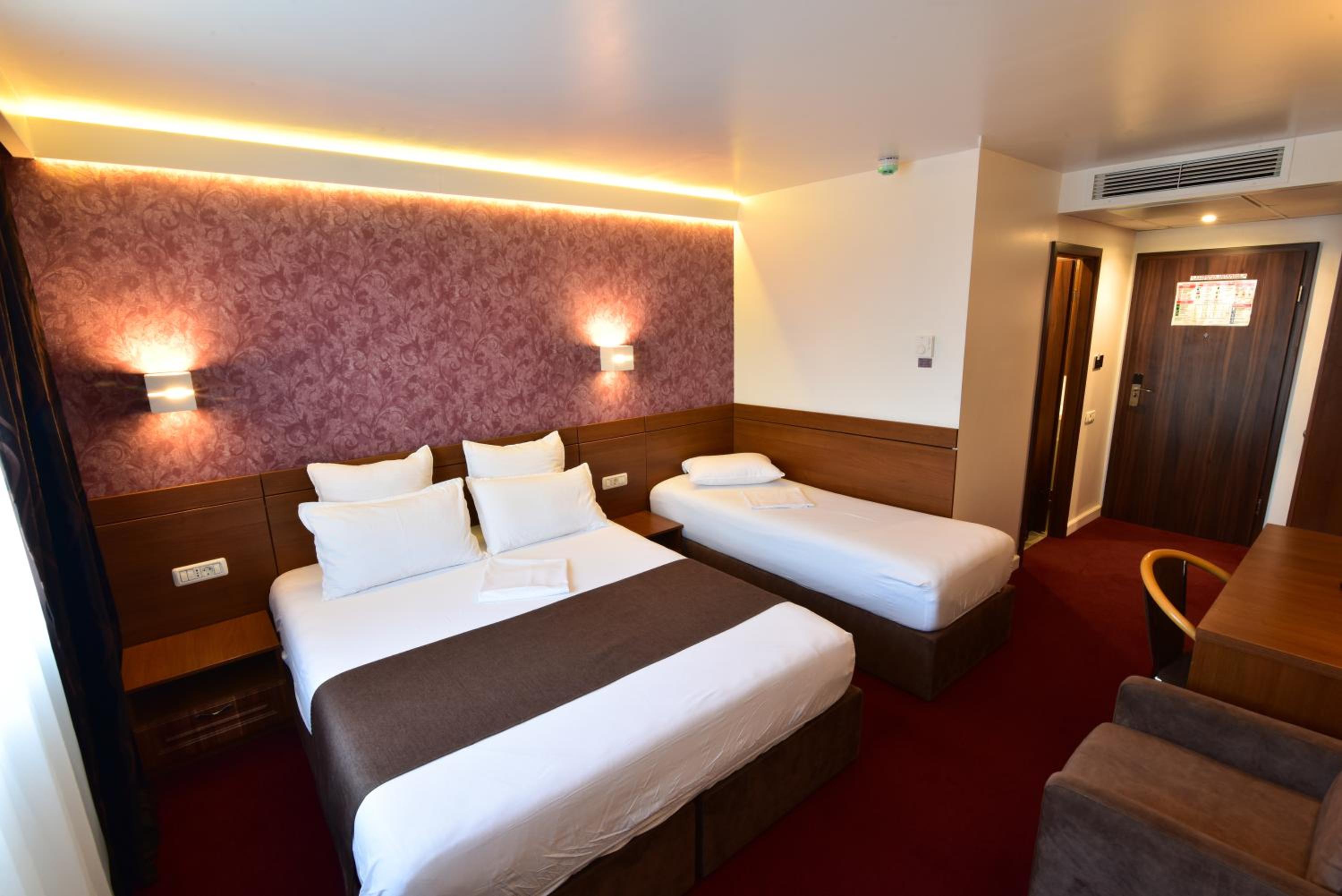 Superior Triple Room