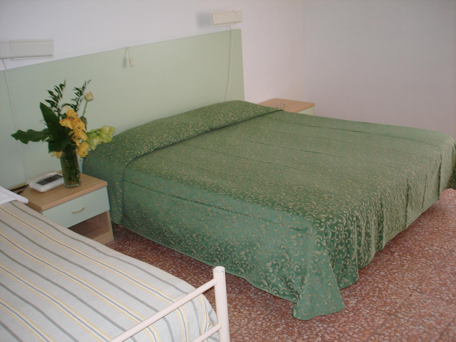 Triple Room - Photo 1