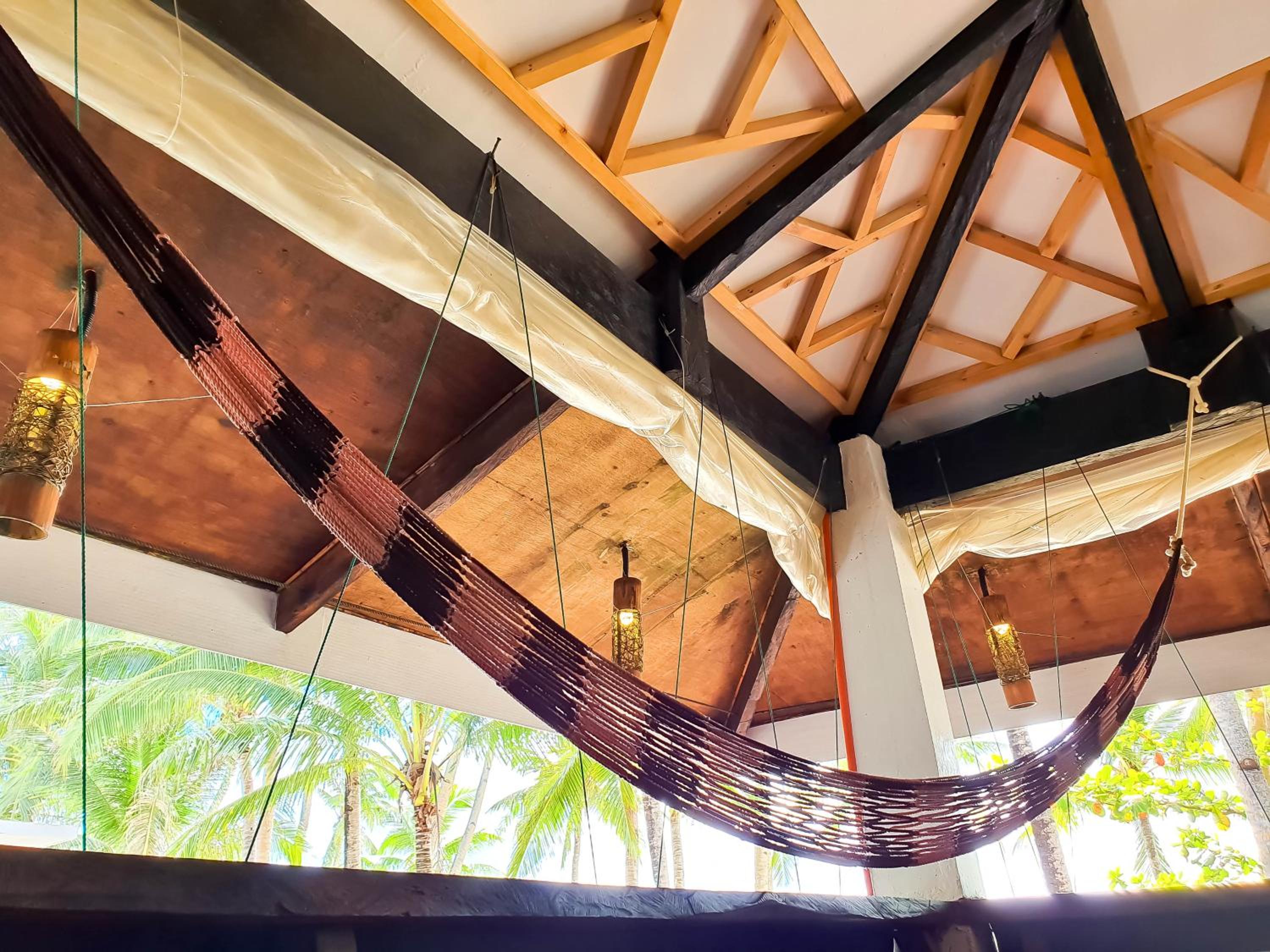 Superior Room with Balcony and Sea View - Photo 17
