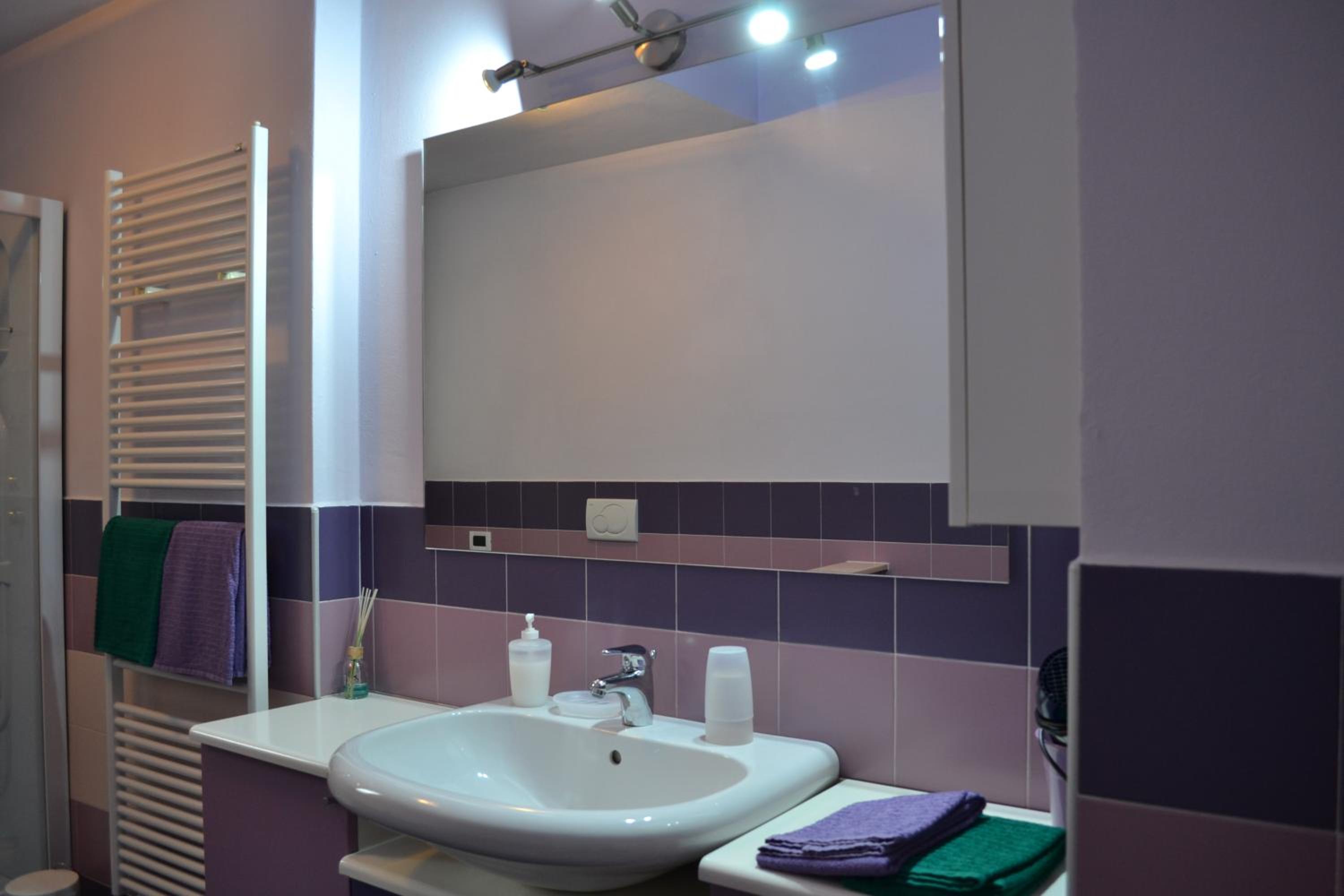 Double Room with Private External Bathroom photo 3