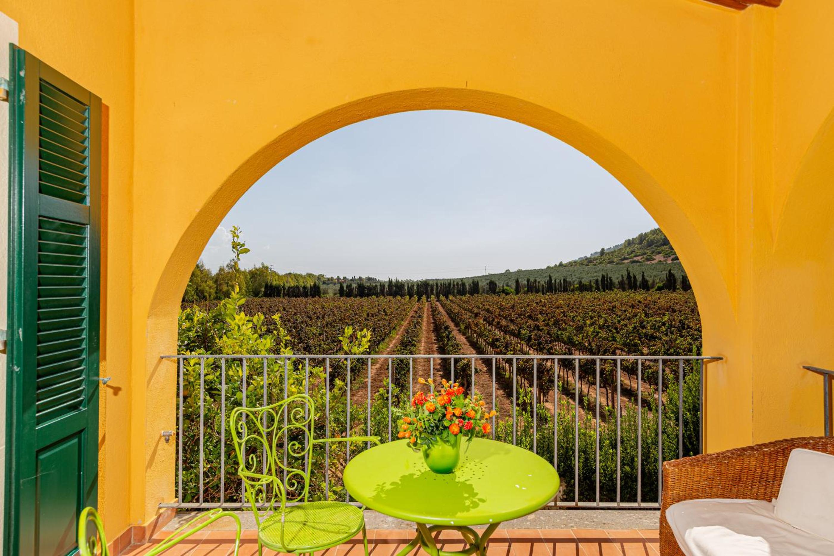 Junior Suite with Balcony photo 3