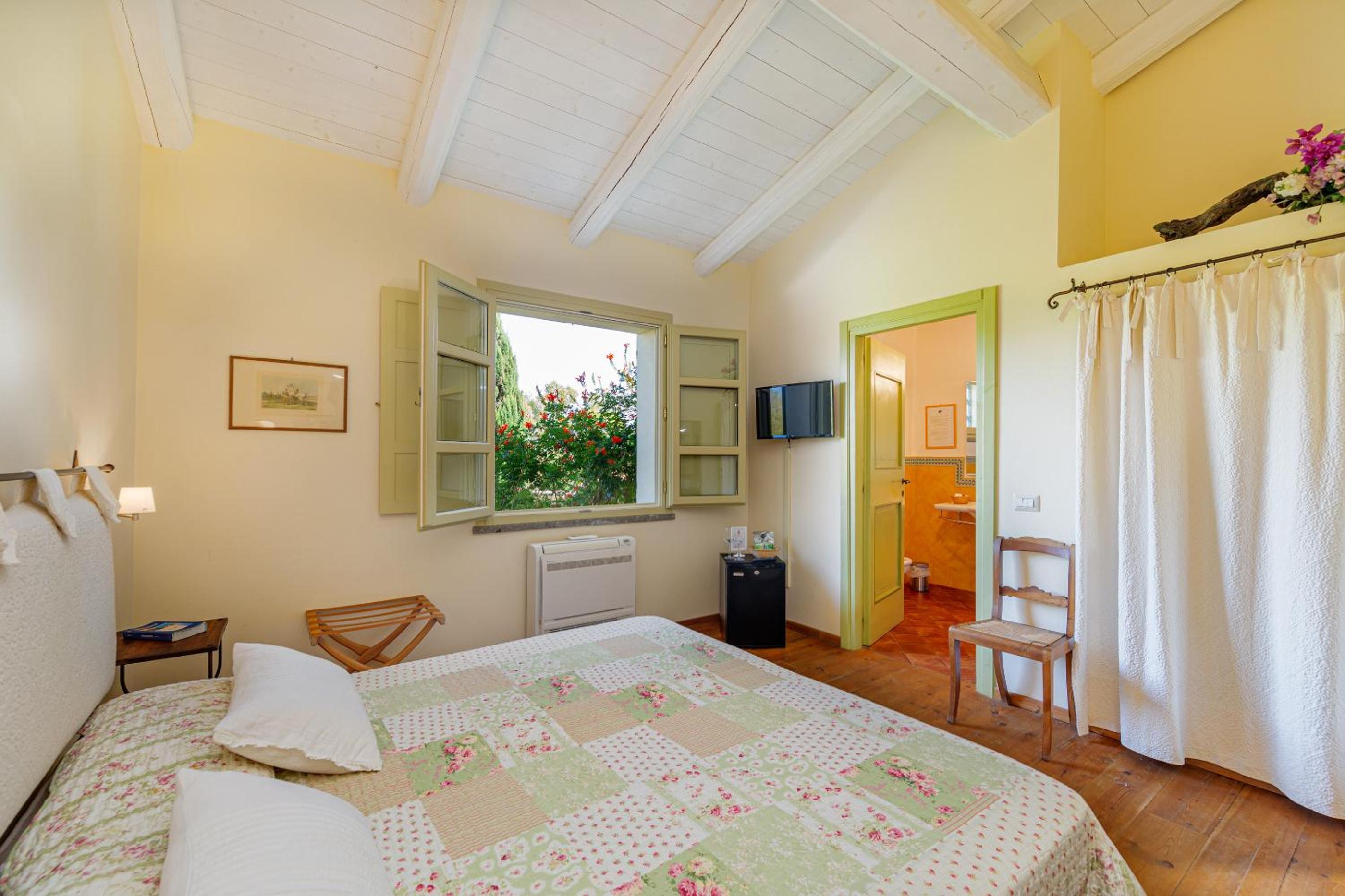 Standard Double Room photo 1