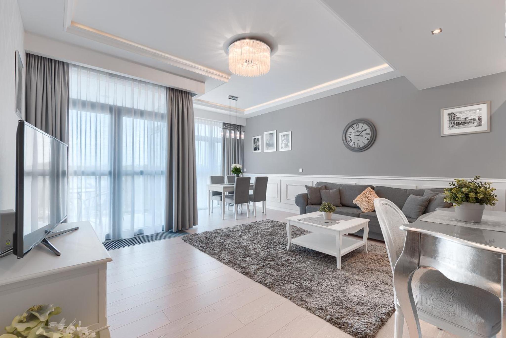 One-Bedroom Apartment With Sea View