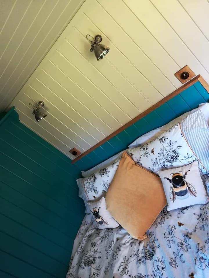 Mobile Home photo 2