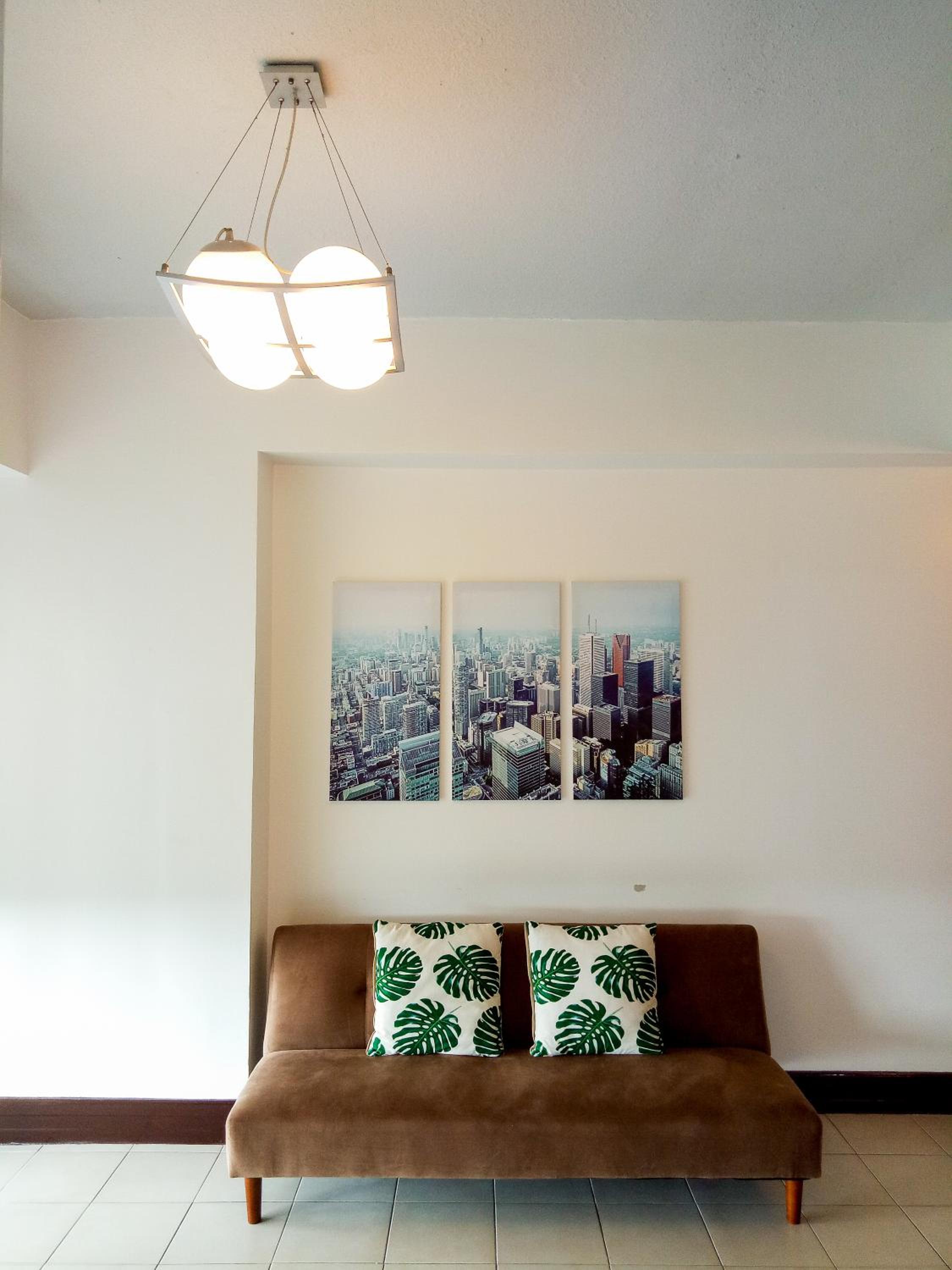 One-Bedroom Apartment - Photo 9