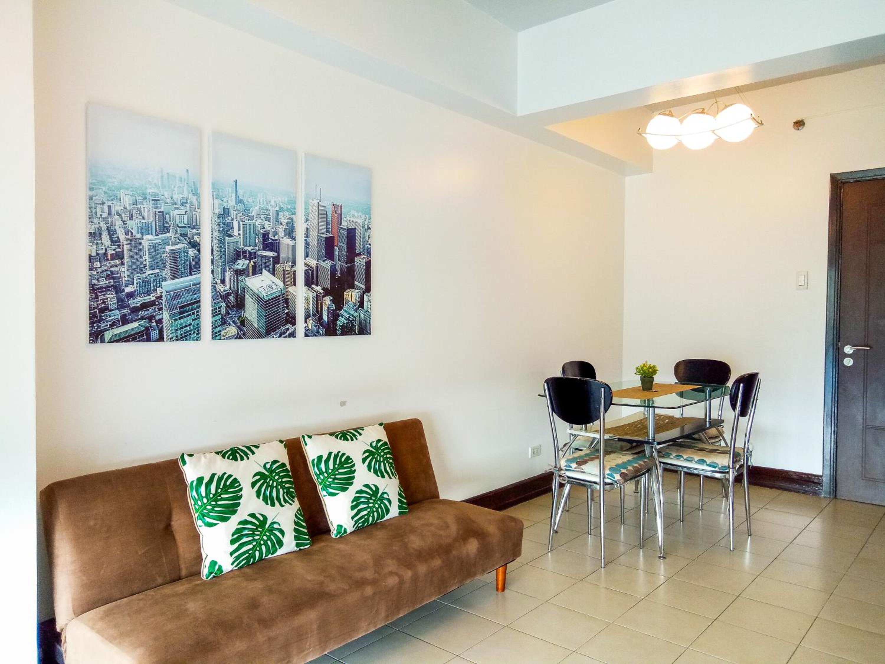 One-Bedroom Apartment - Photo 8