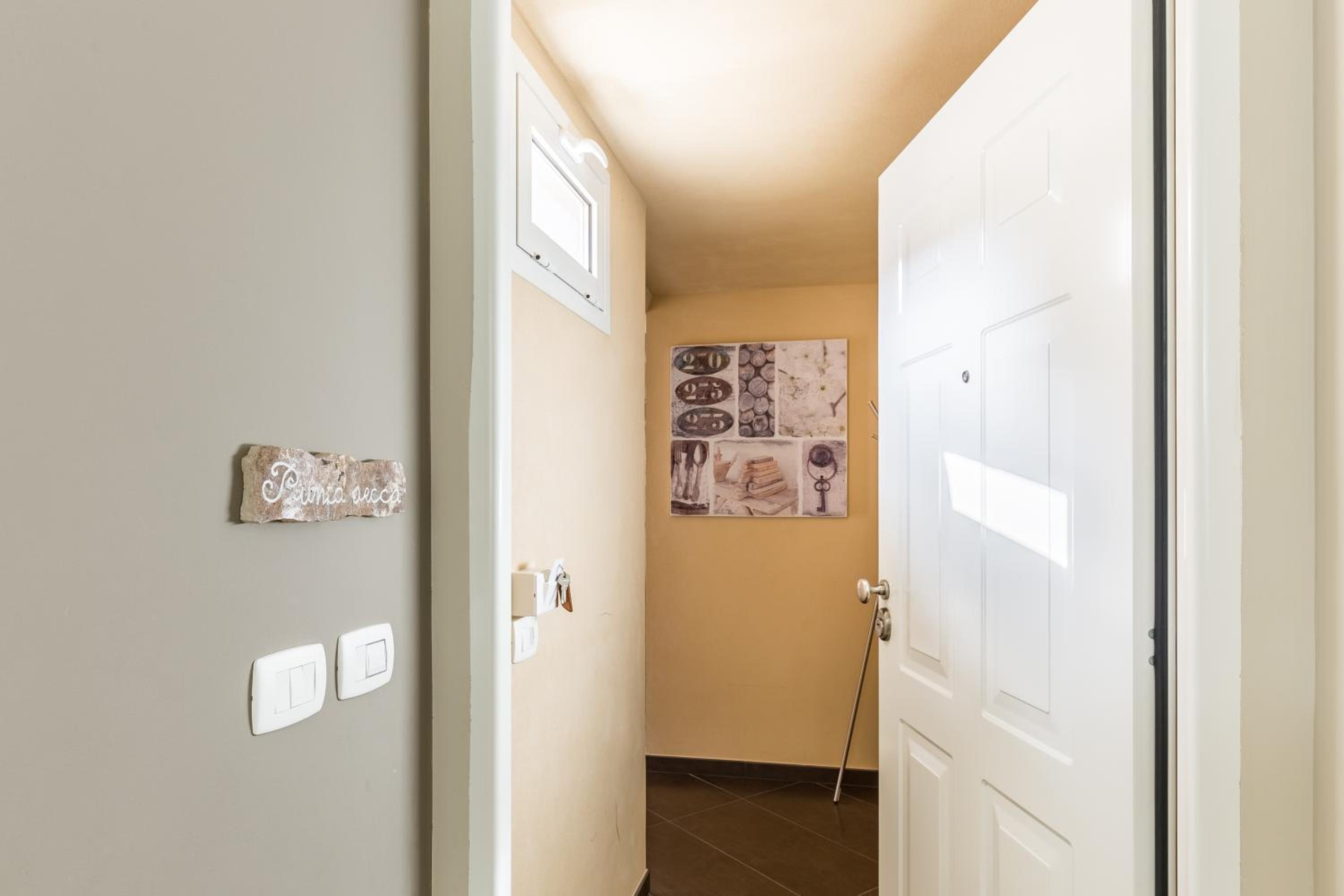 Apartment with Terrace photo 3