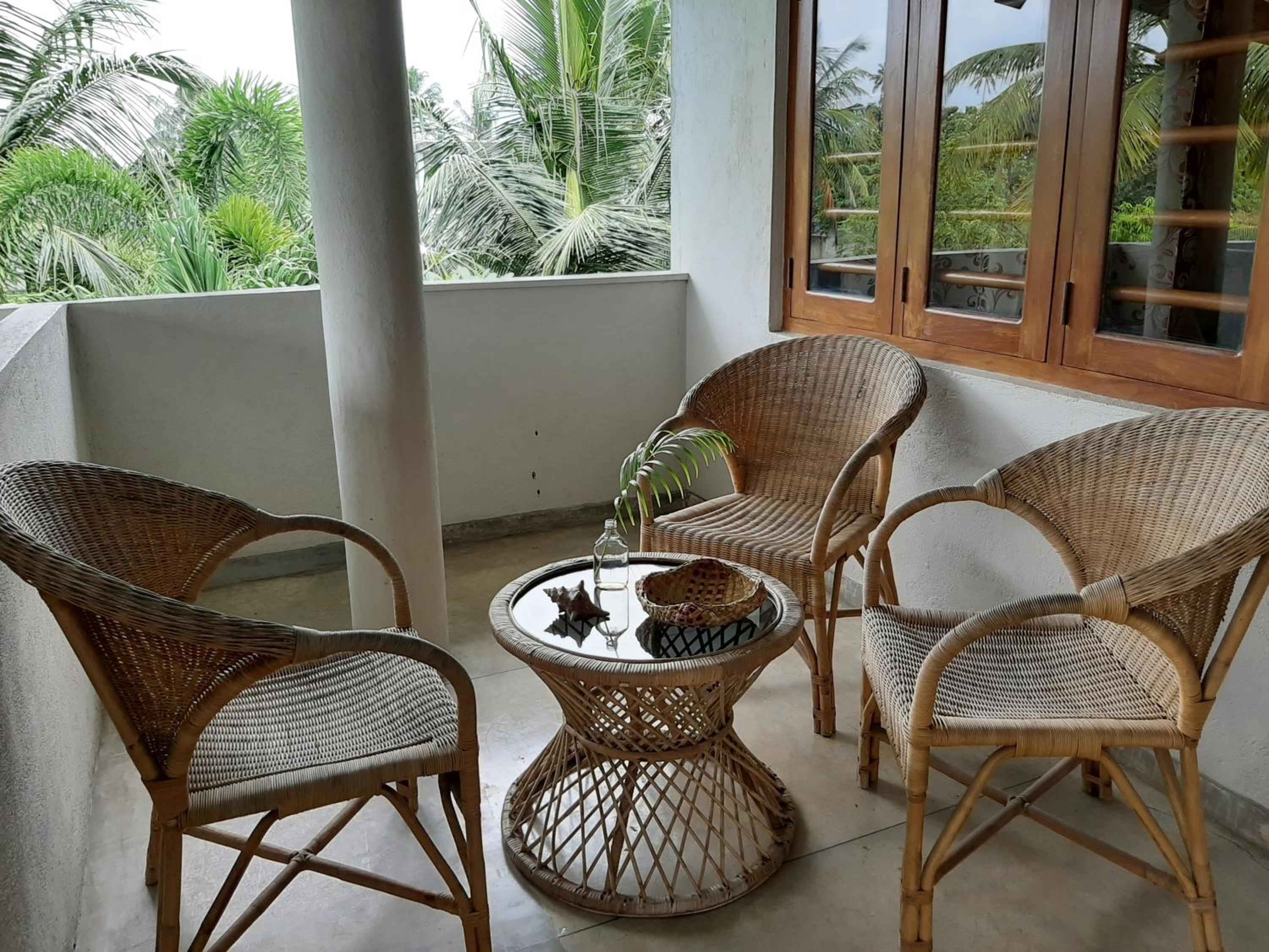 Family Room with Balcony photo 3