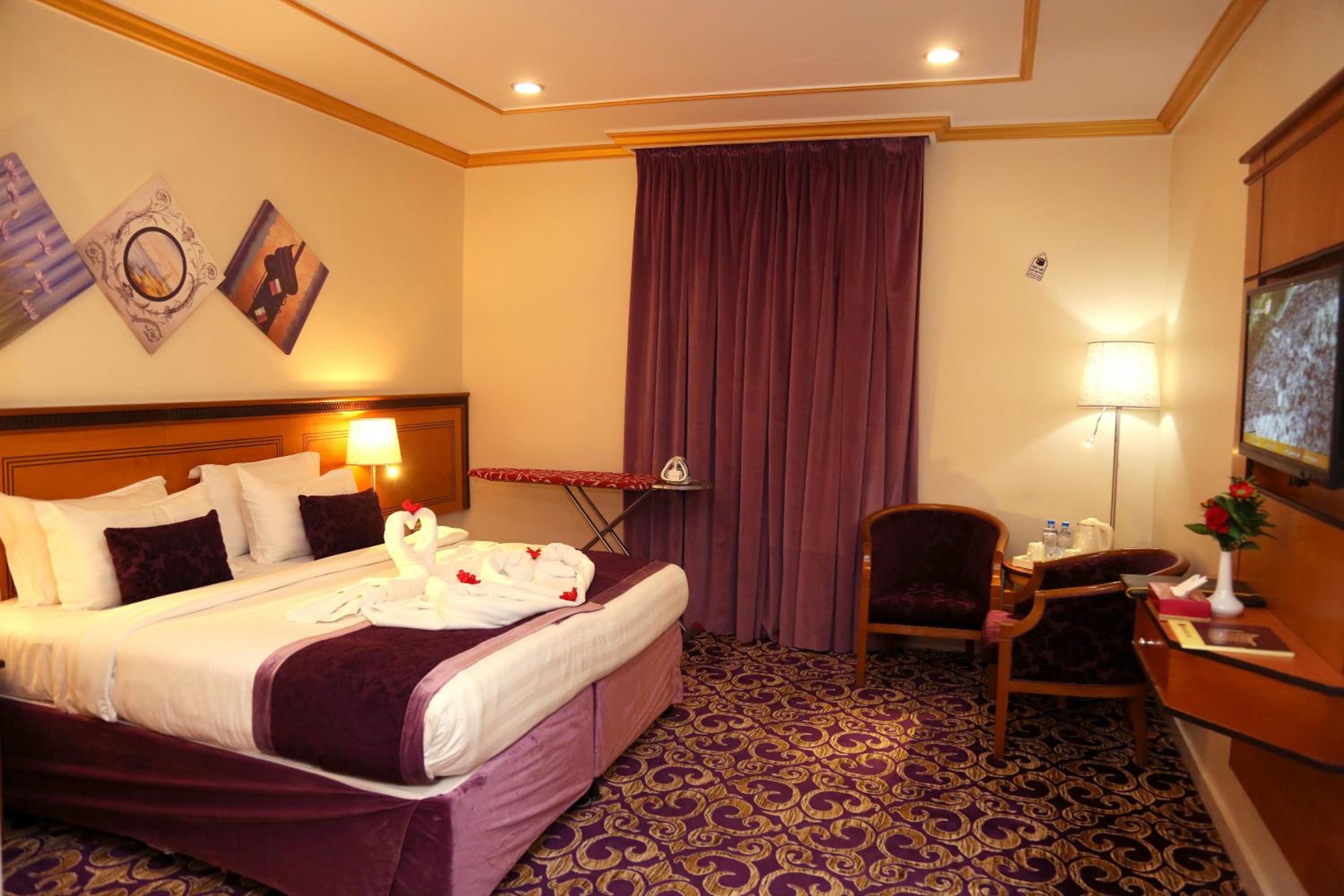 Double Room - Photo 15