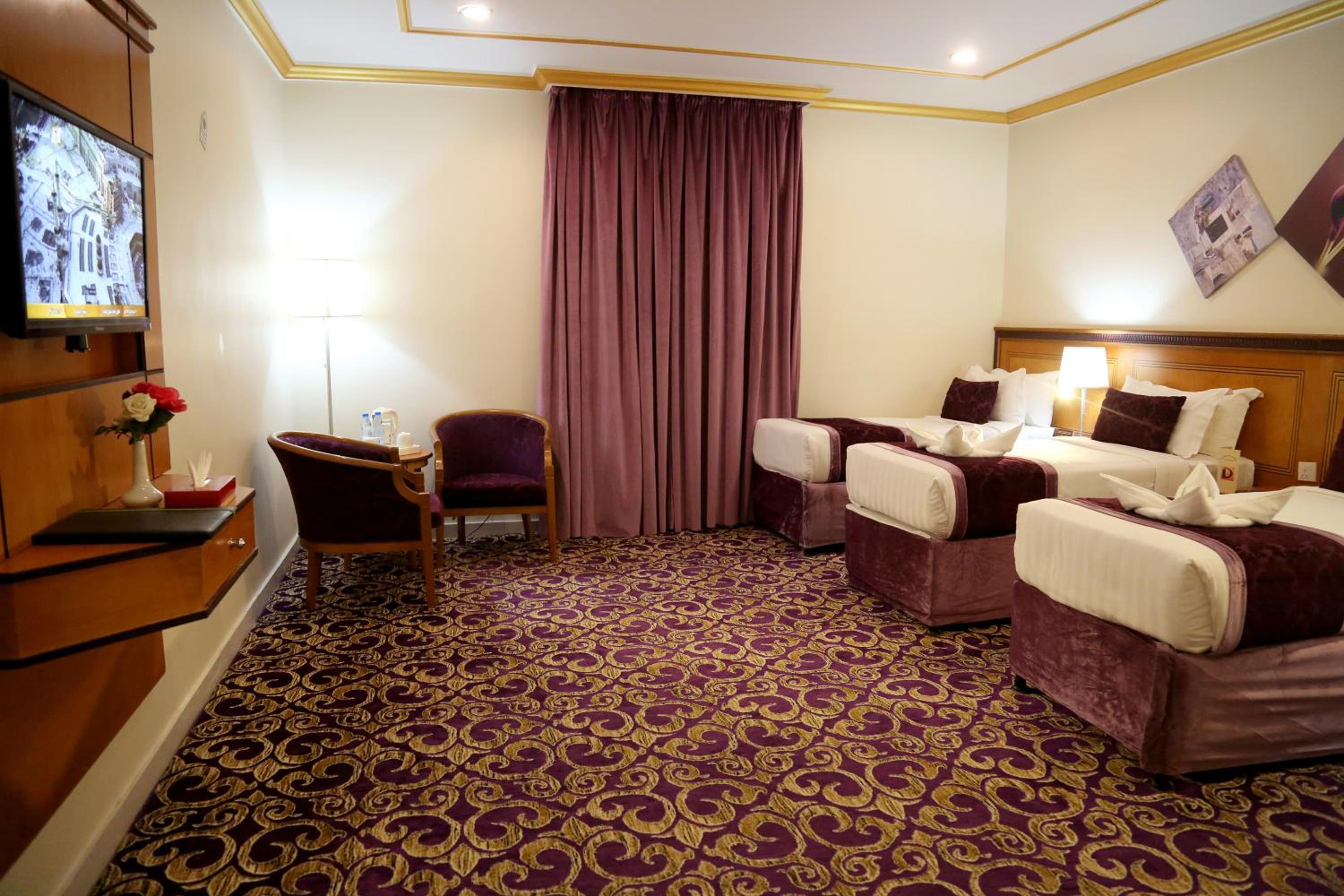 Triple Room - Photo 18