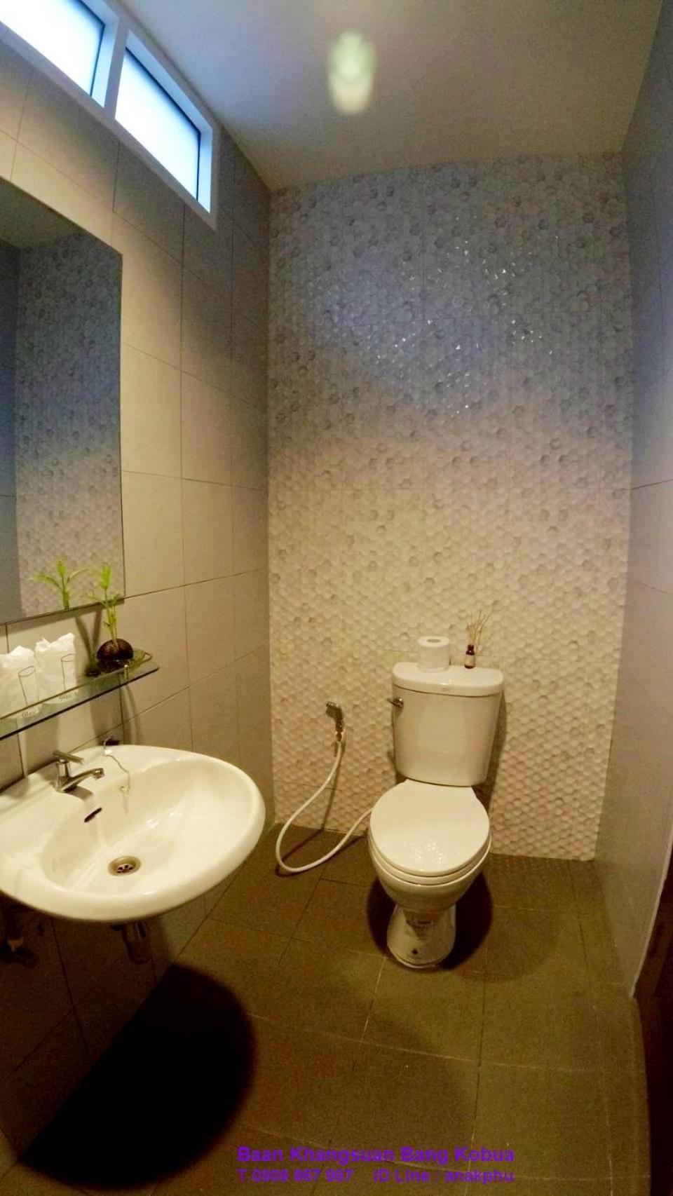 King Room with Garden View - Photo 16