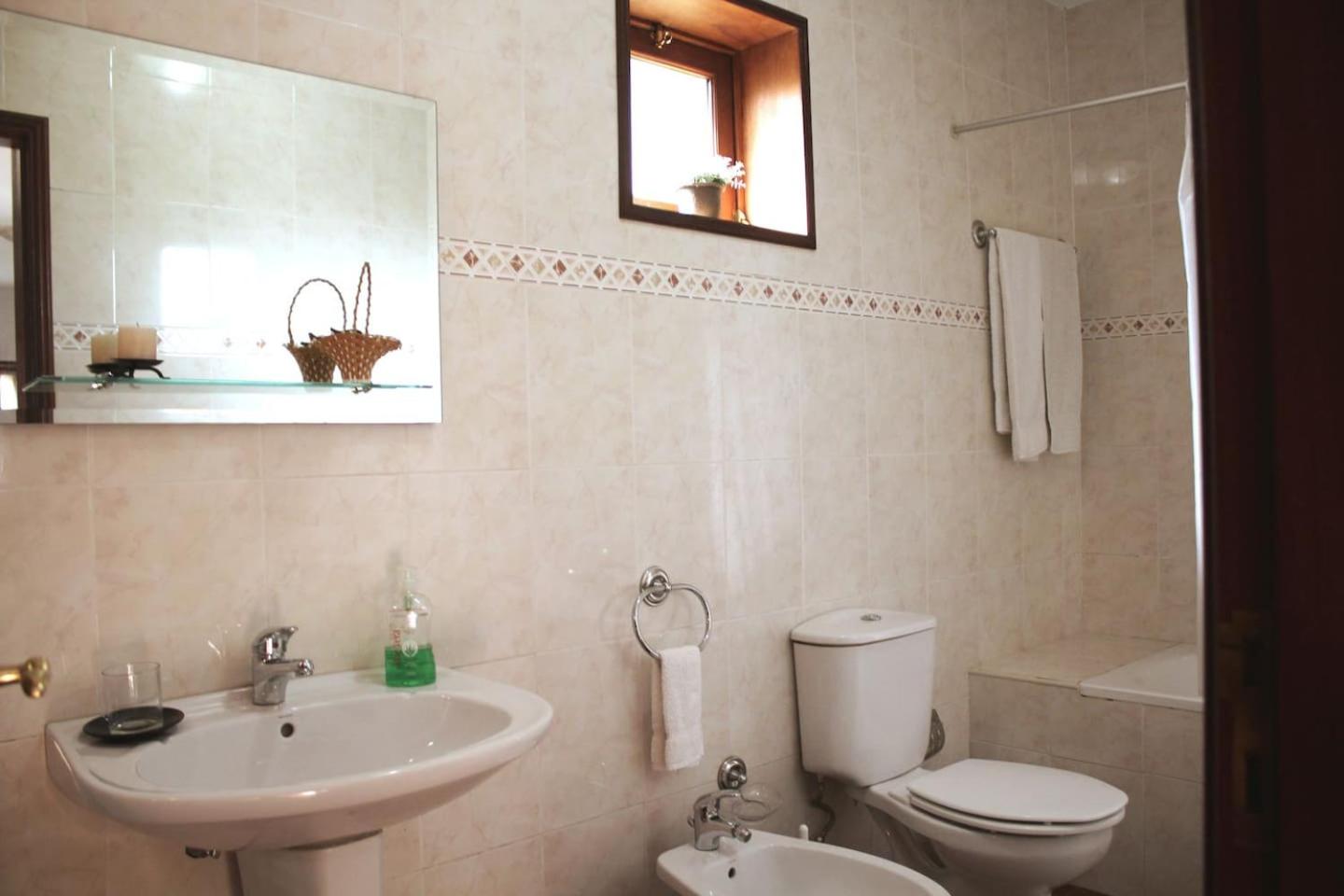 One-Bedroom House - Photo 17