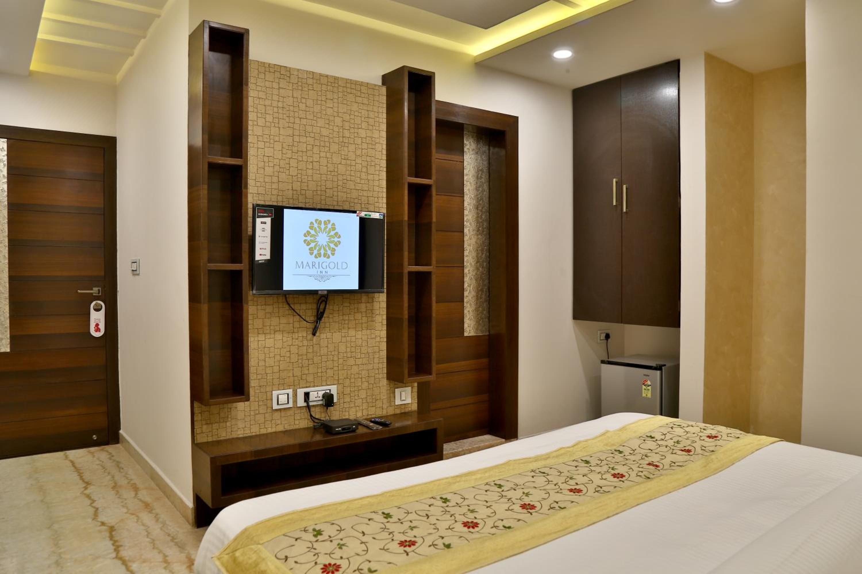 Deluxe Room - Photo 6