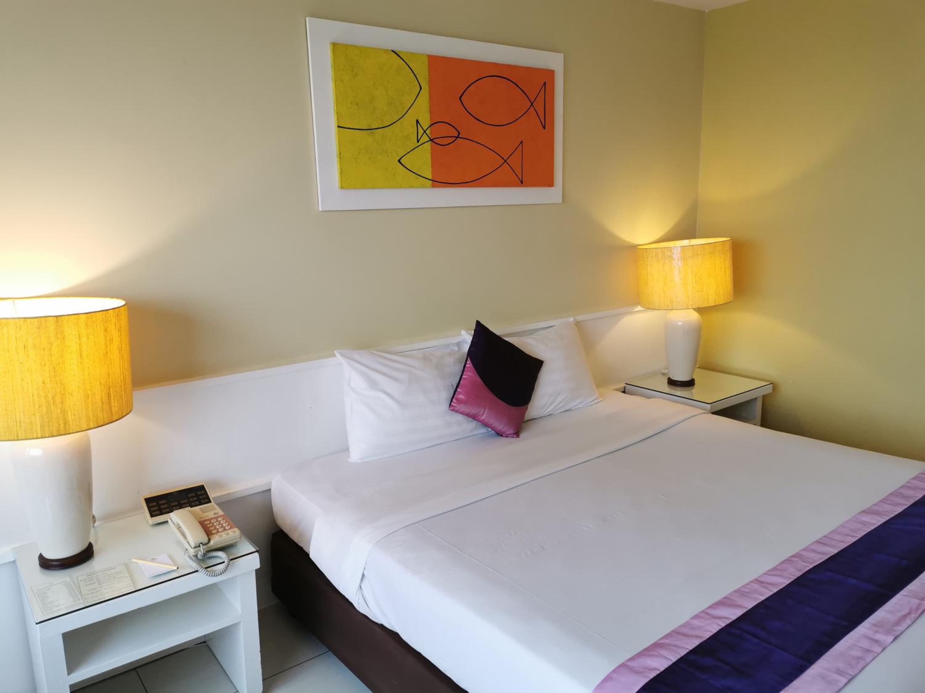Superior Double or Twin Room with City View photo 2