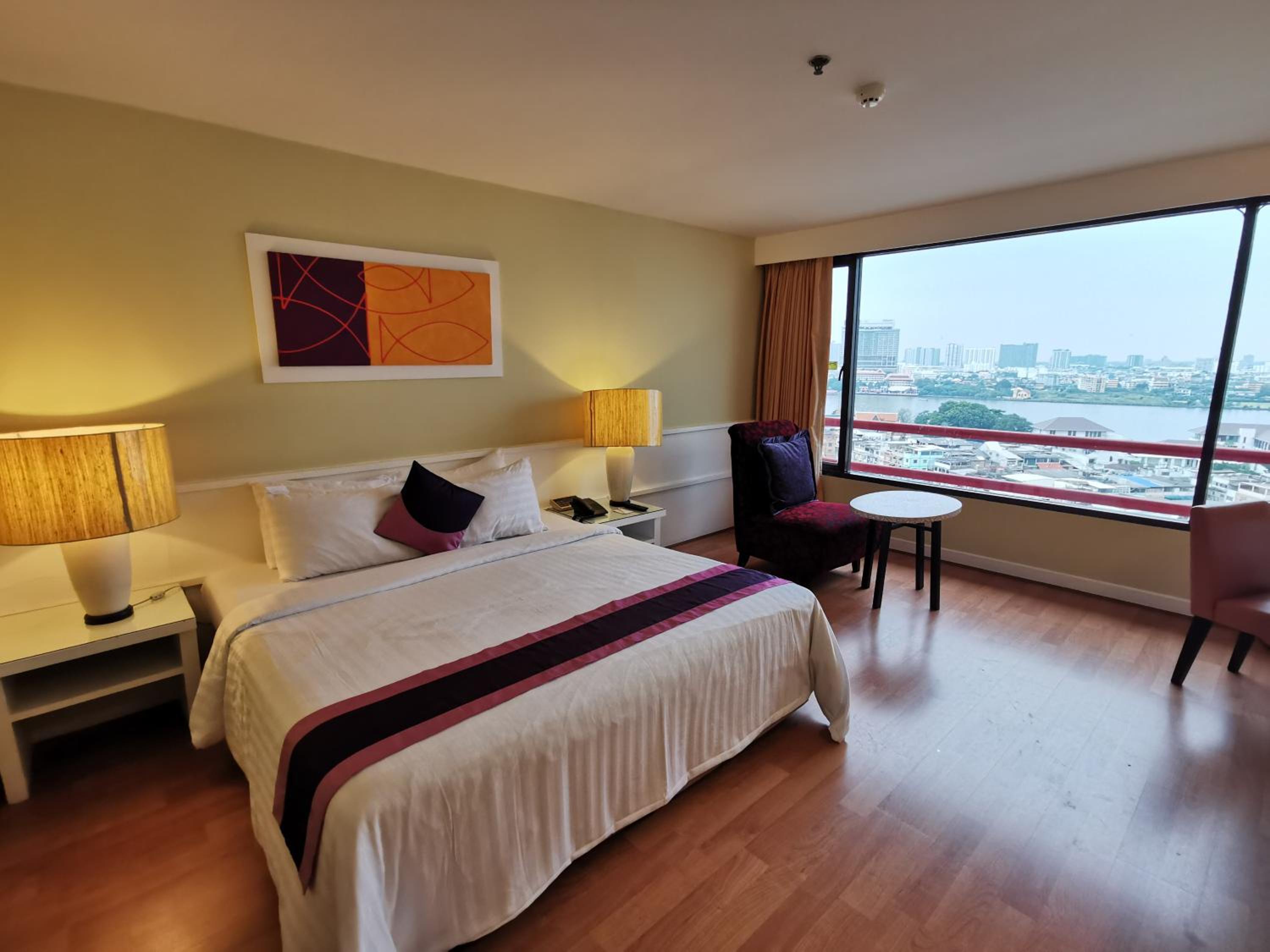 Deluxe Double or Twin Room photo 2