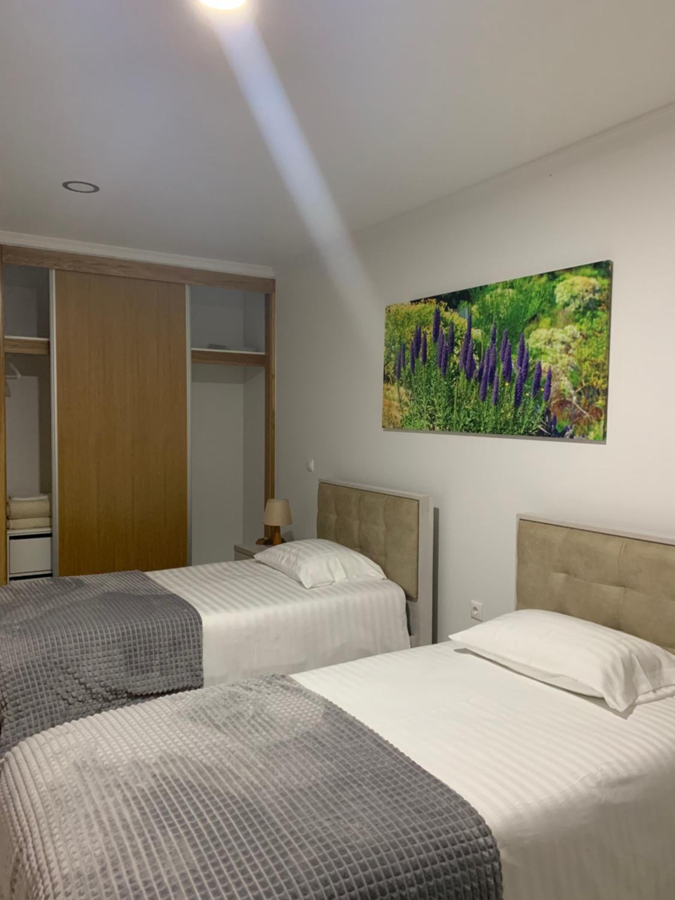 Double or Twin Room with Private Bathroom - Photo 1