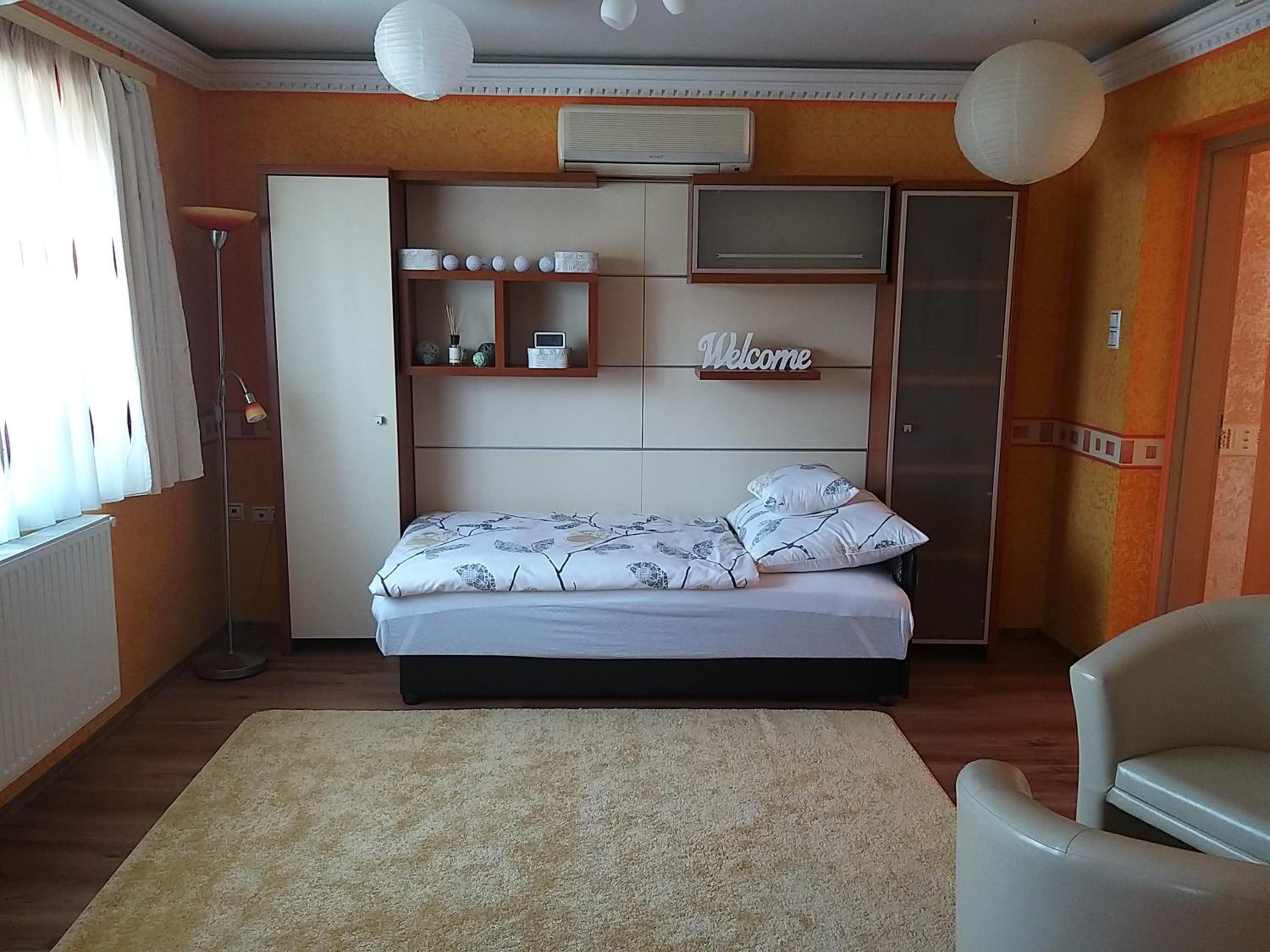 Apartment - Photo 14