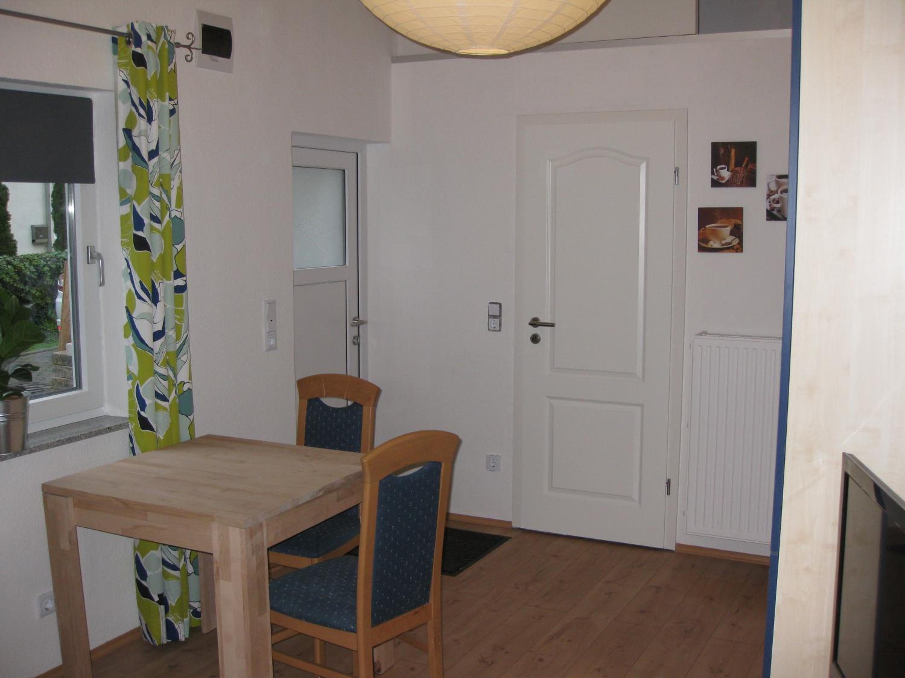 Studio Apartment - Photo 2
