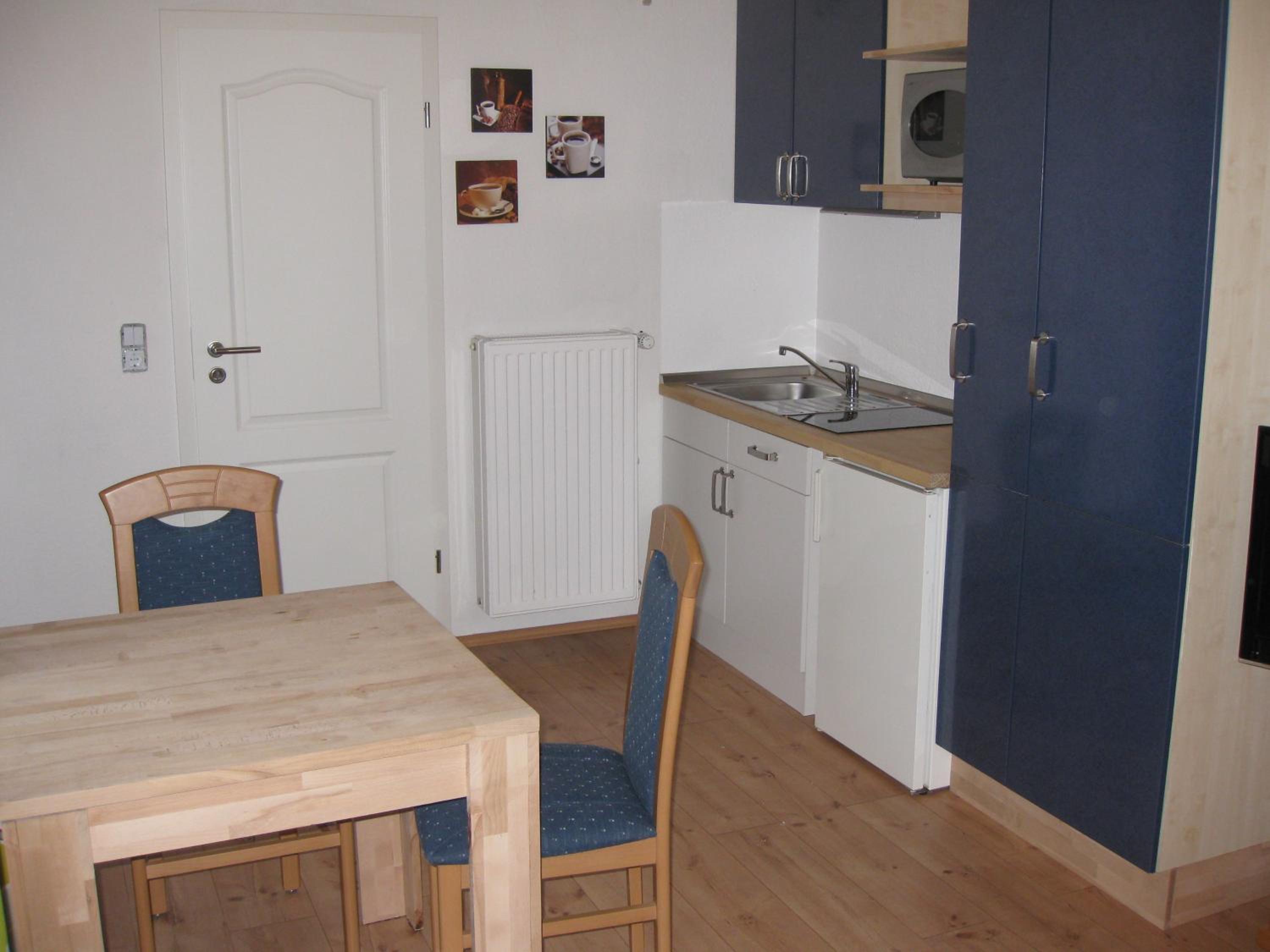 Studio Apartment - Photo 3
