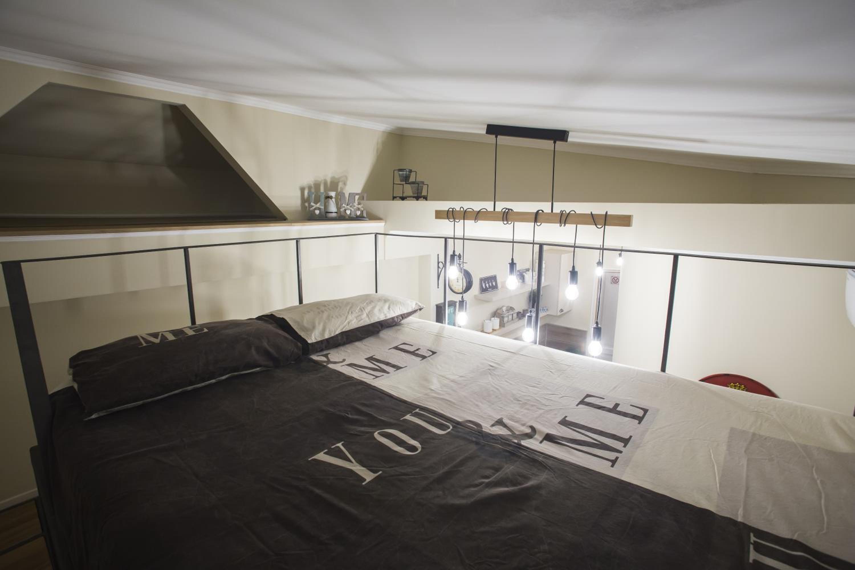 Loft - Photo 16