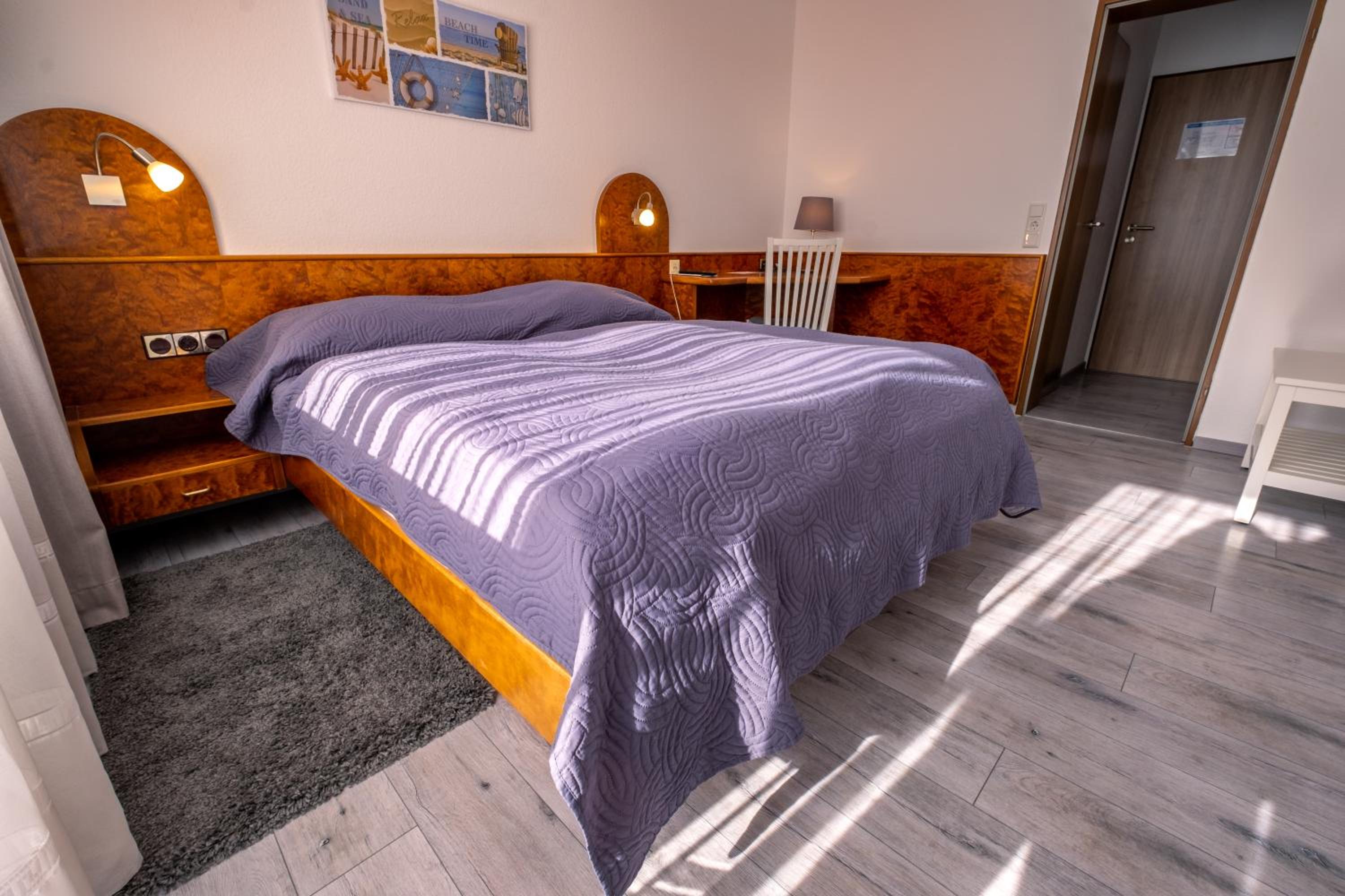Double Room - Photo 5