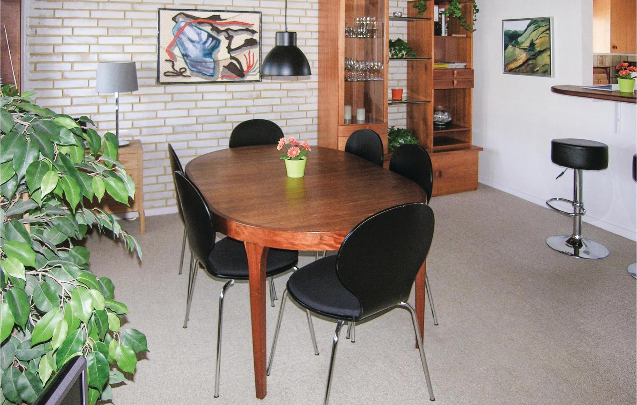 One-Bedroom Vacation Home photo 3
