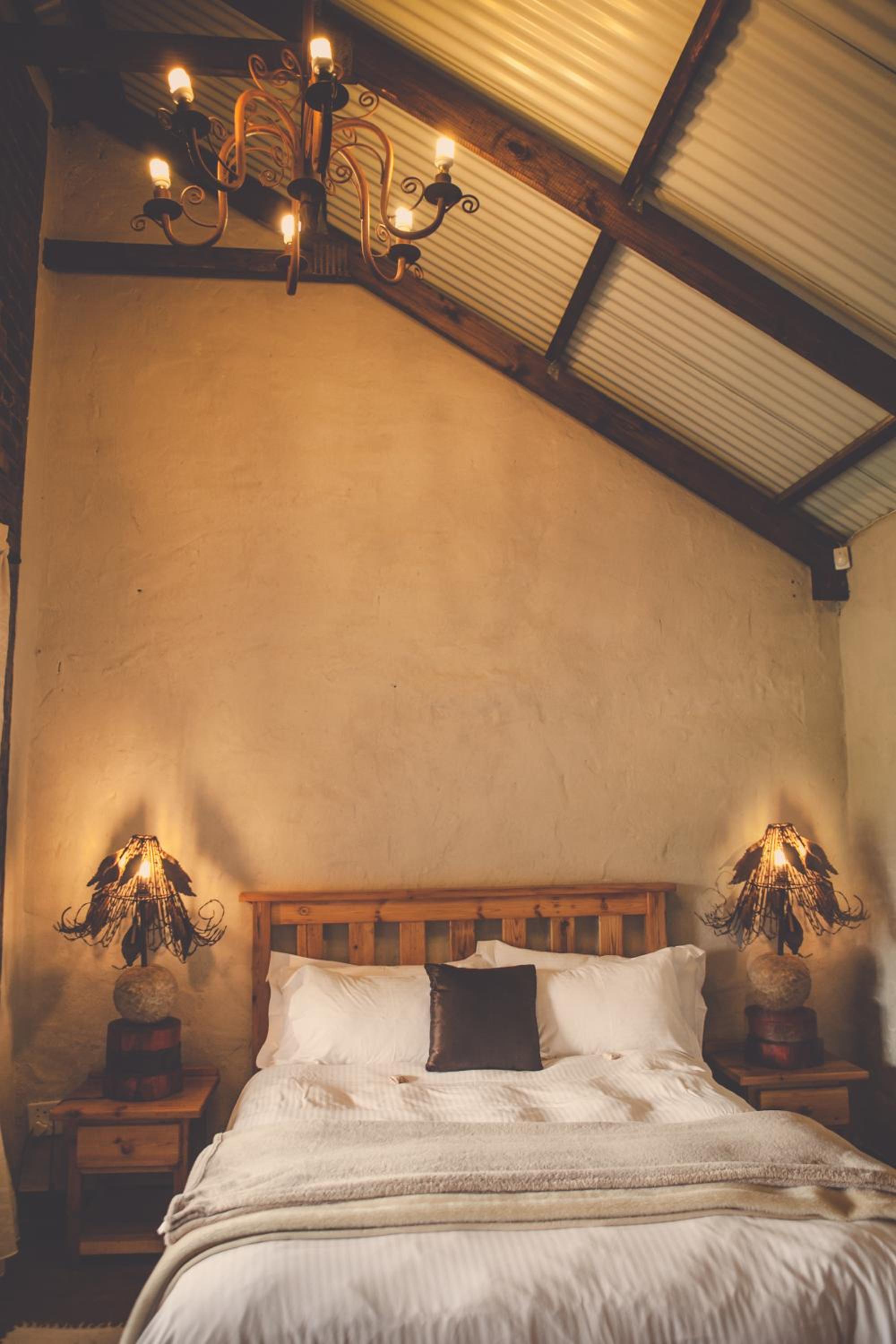 Basic Queen Room photo 2