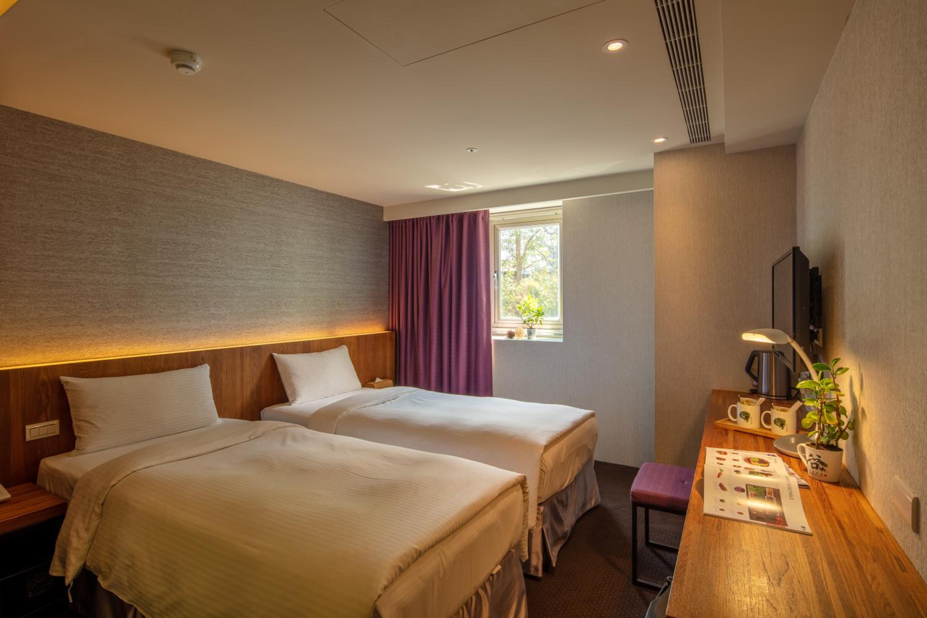 Superior Twin Room photo 2