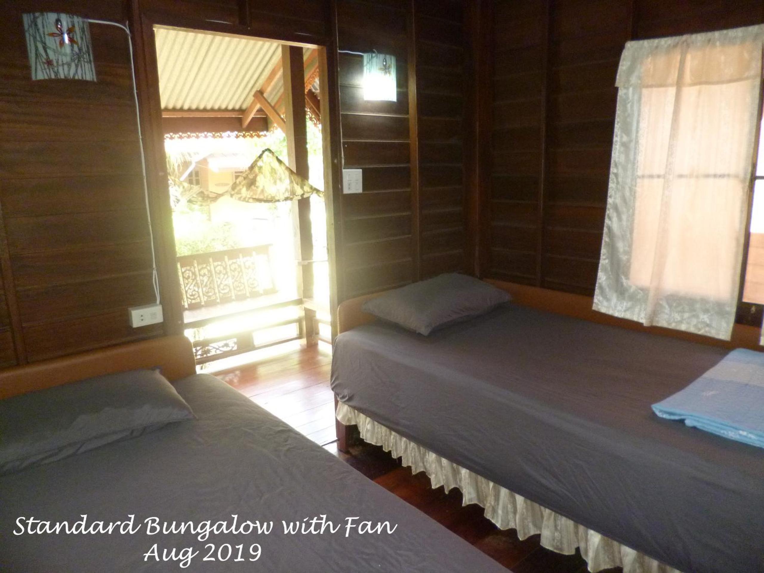 Standard Bungalow with Fan photo 2