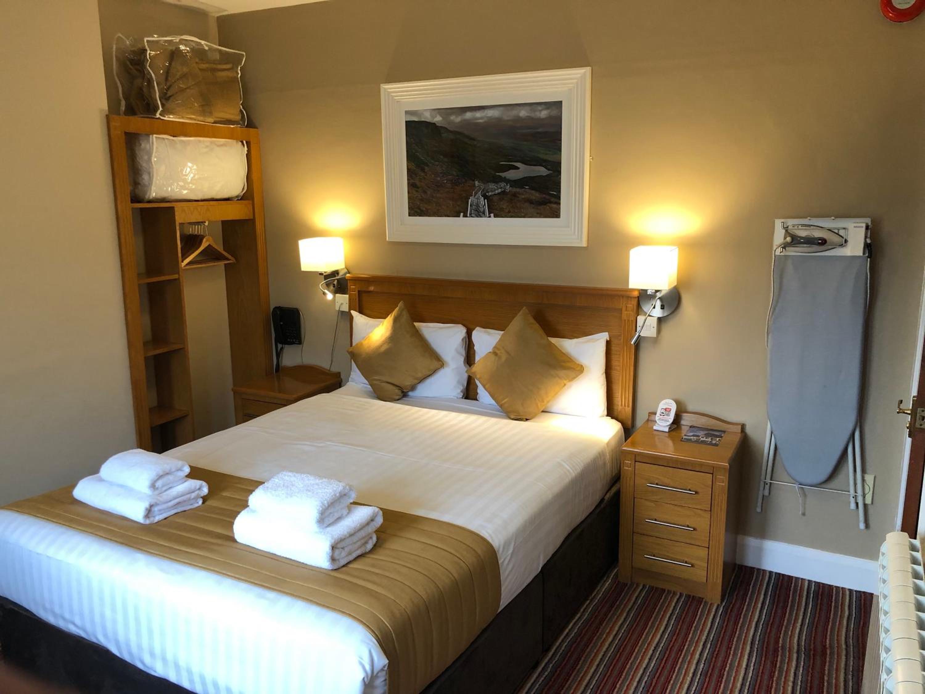 Standard Double Room with Mini Kitchen - Photo 8