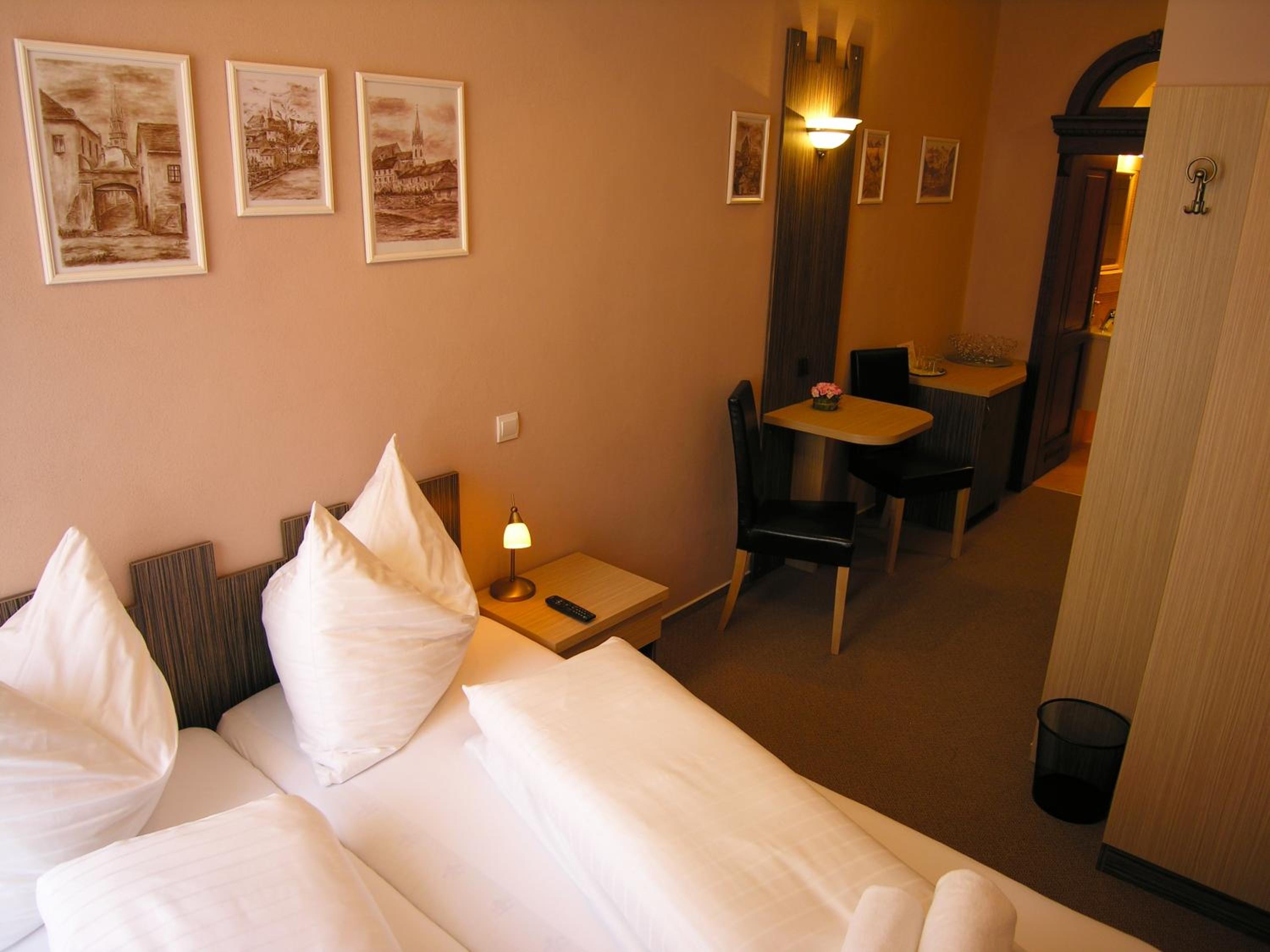 Double Room photo 3