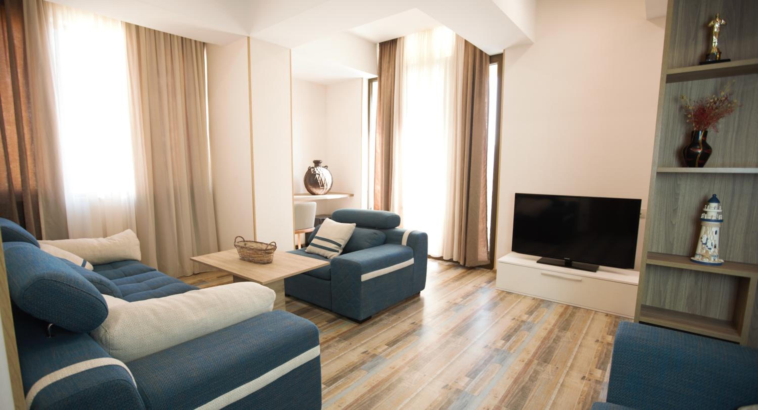 Apartment with Balcony