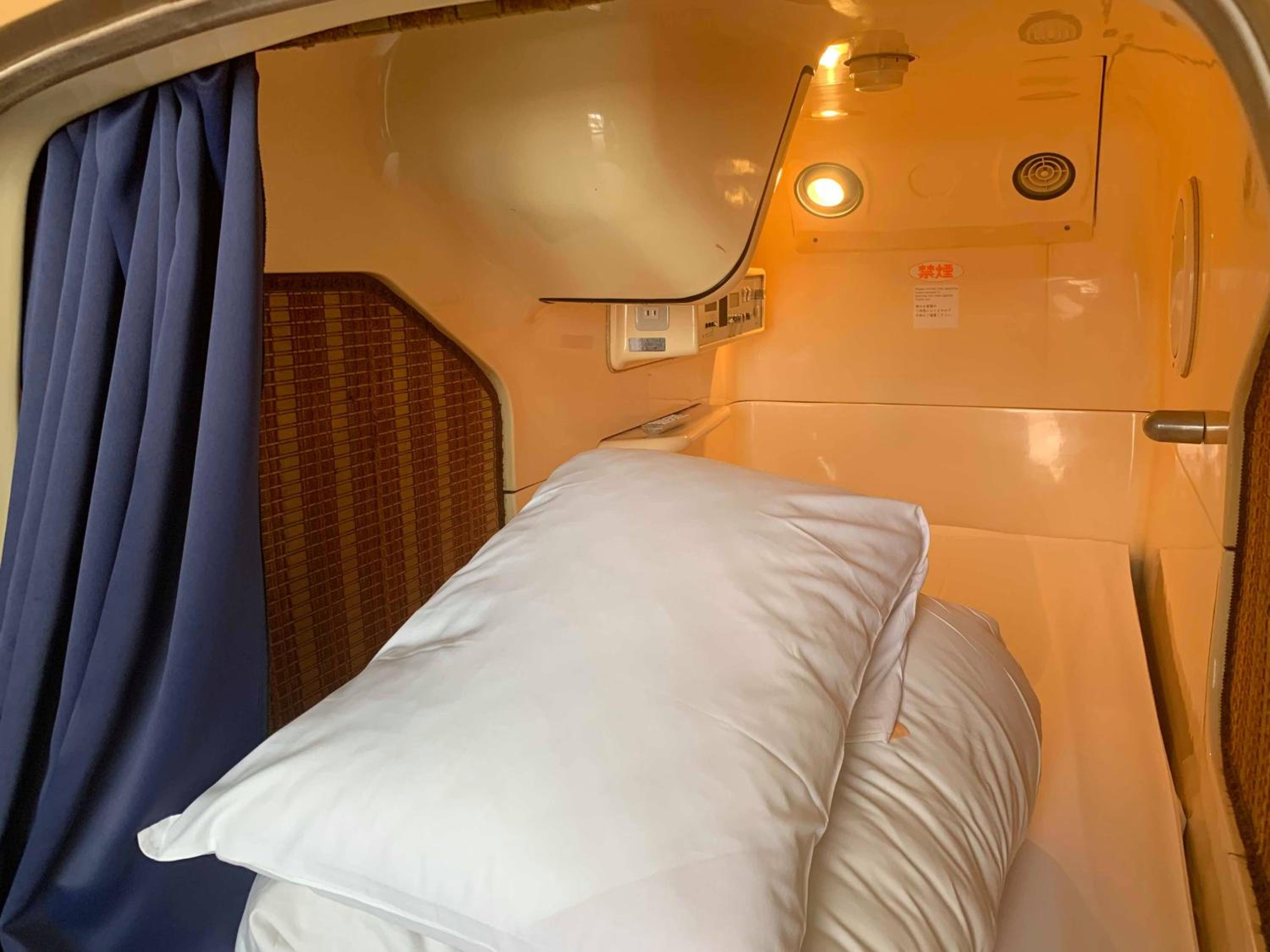 Capsule Room for Female  photo 3