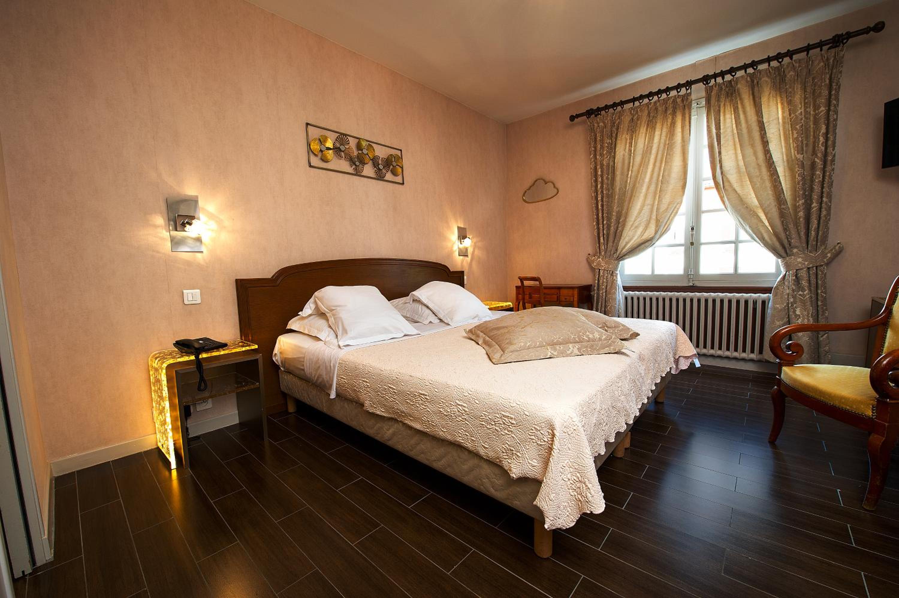 Fête Des Lumières - Special Offer Privilege Double/Twin Room