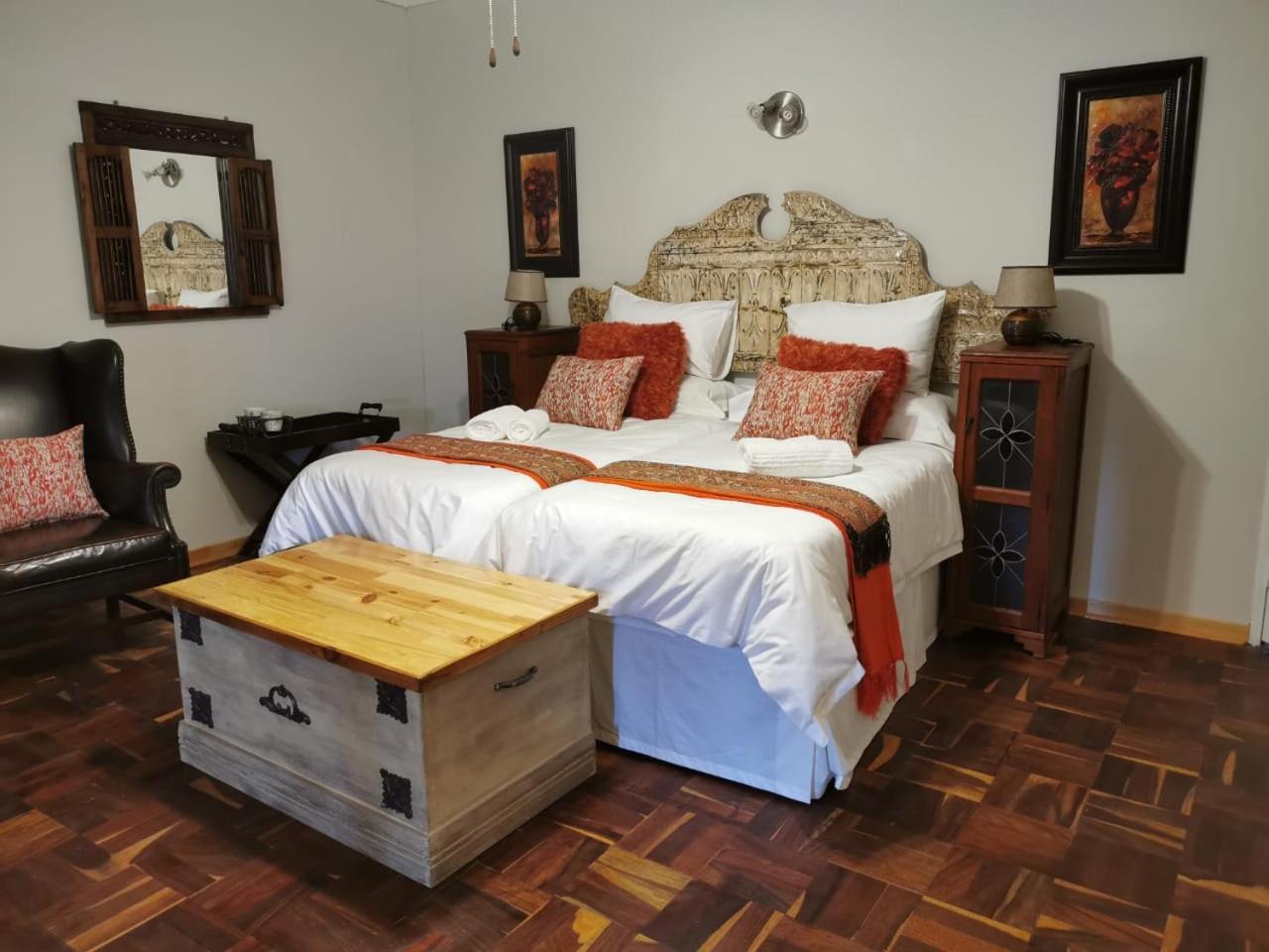 Double Room with Garden View - Room 2 photo 3