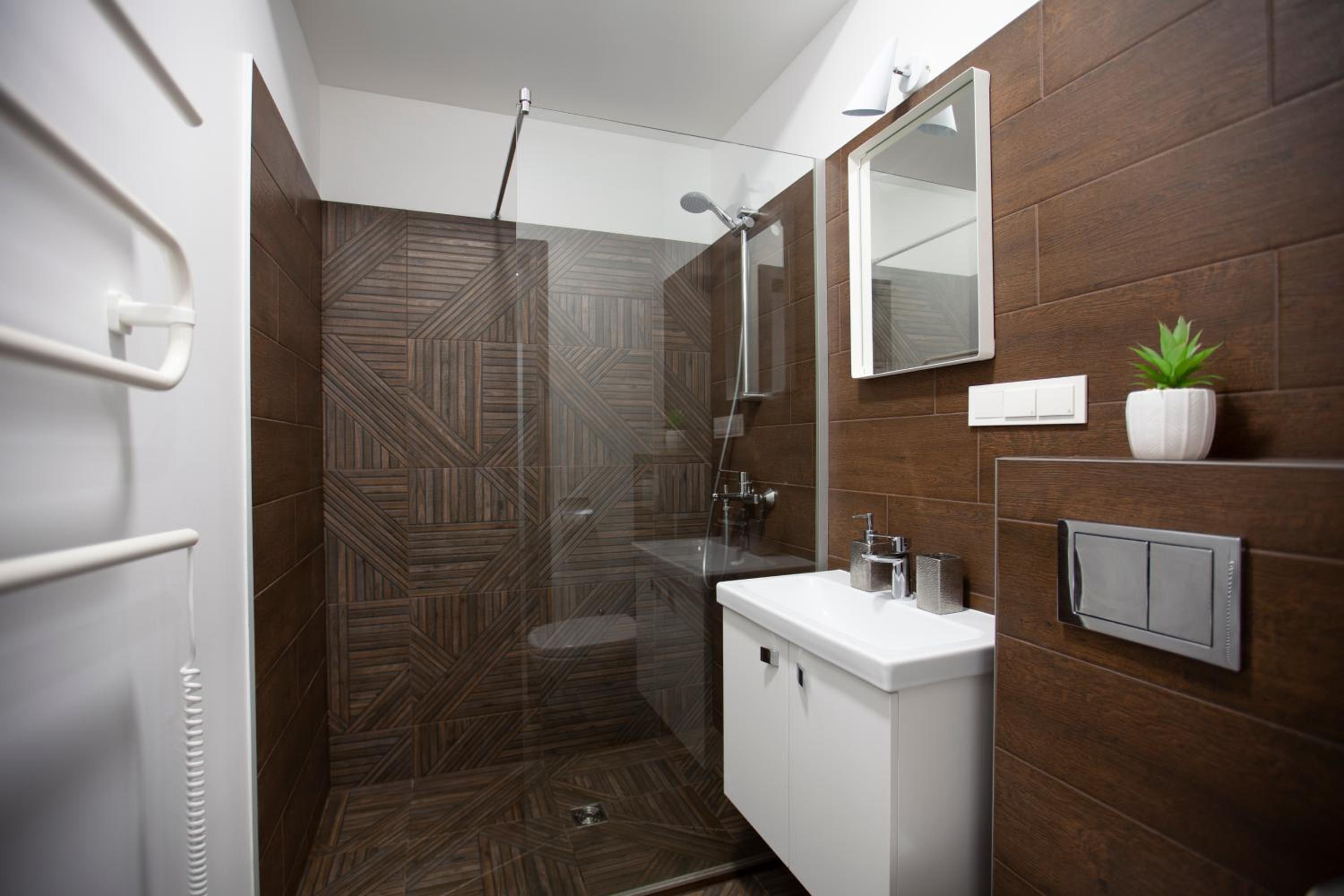 One-Bedroom Apartment - Photo 6