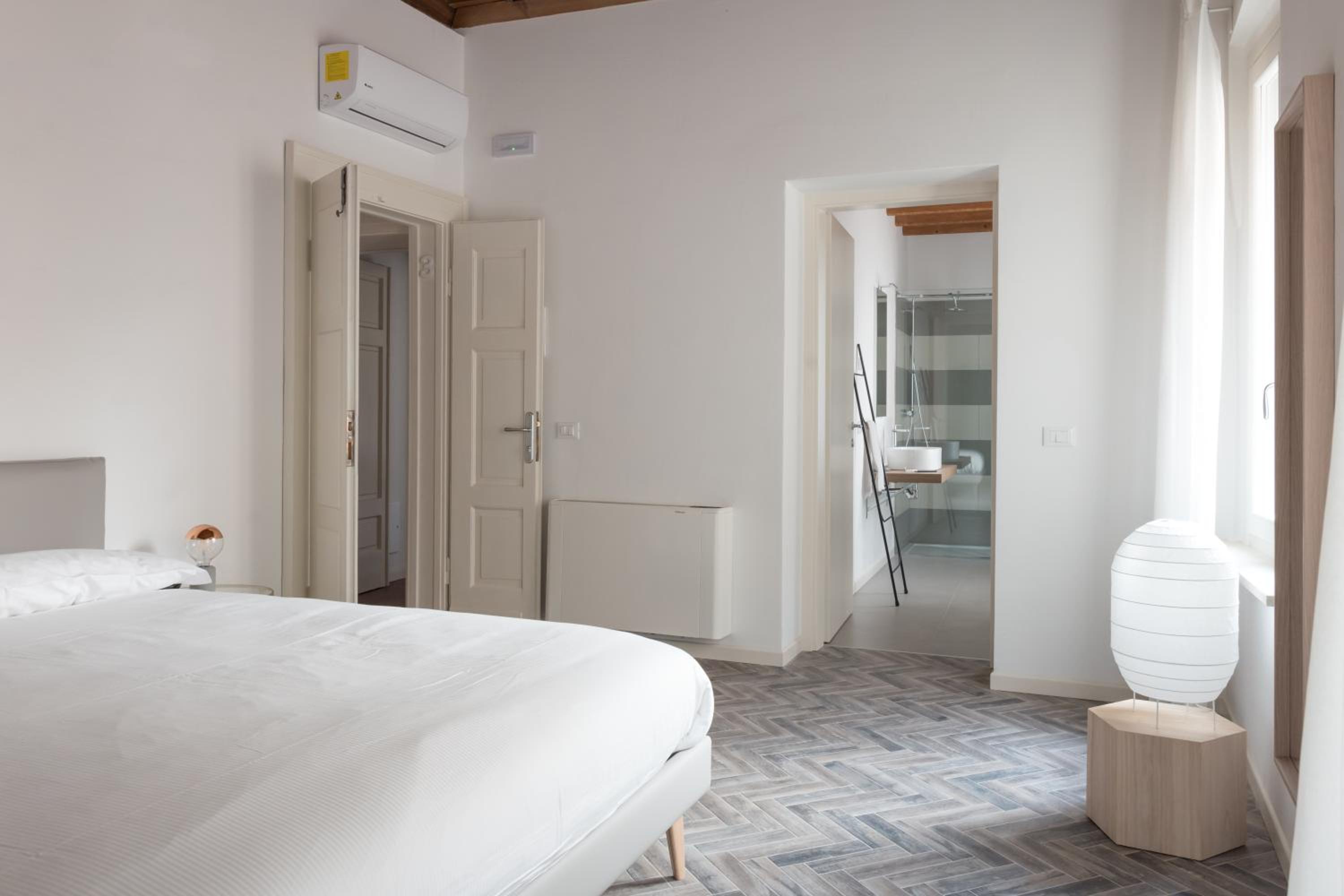 Superior Double Room - Photo 4