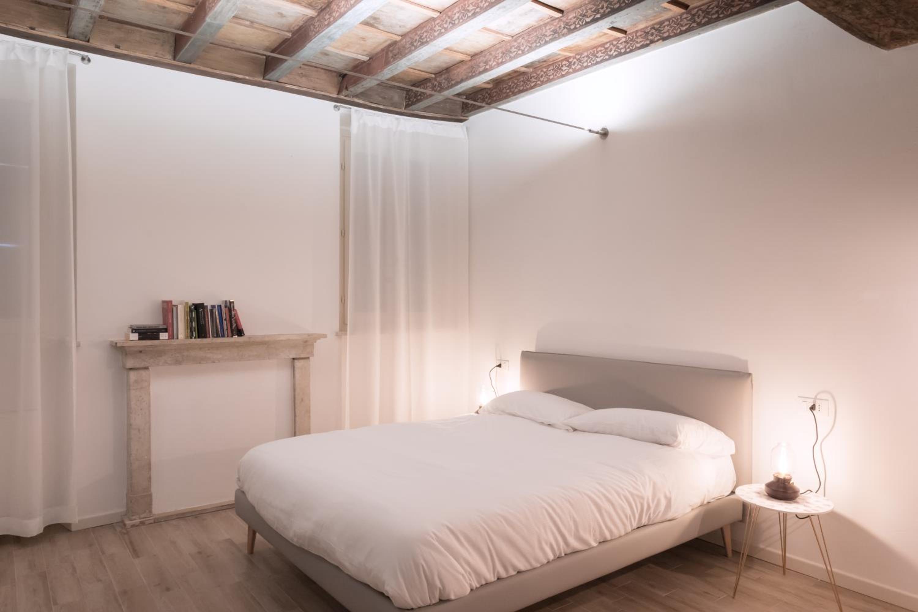 Economy Double Room Ground Floor - Photo 1