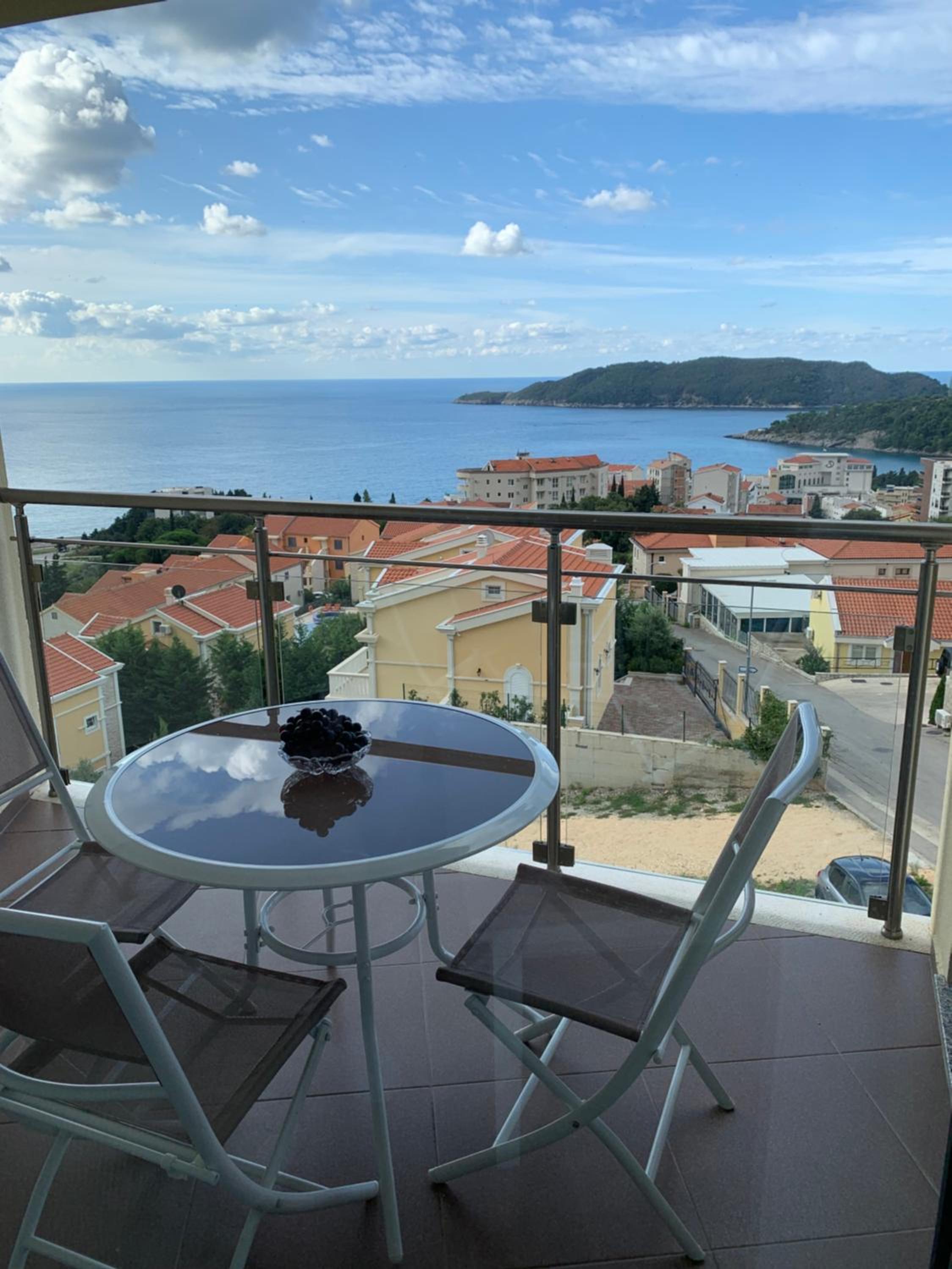 Apartment with Sea View