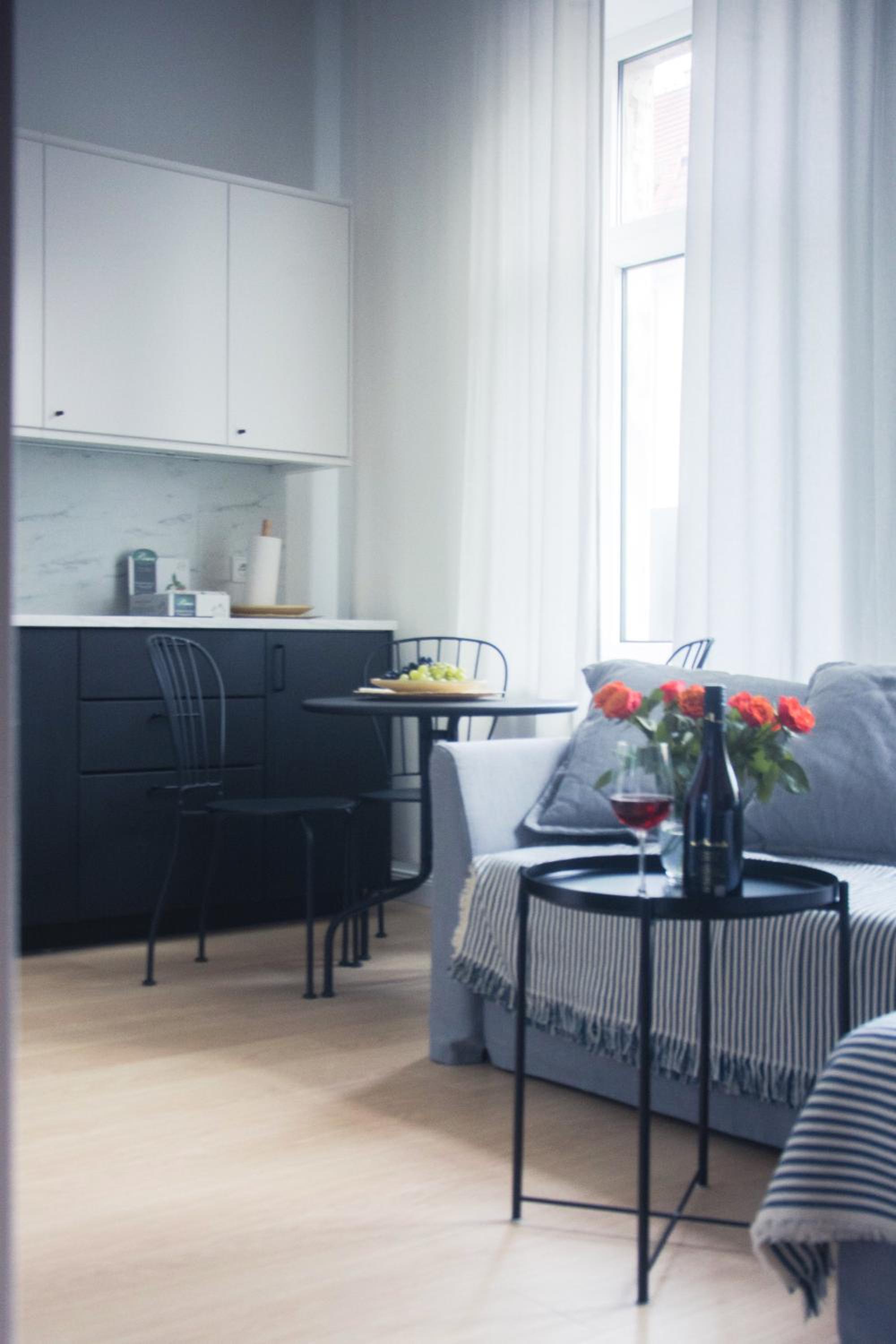 One-Bedroom Apartment - Photo 17