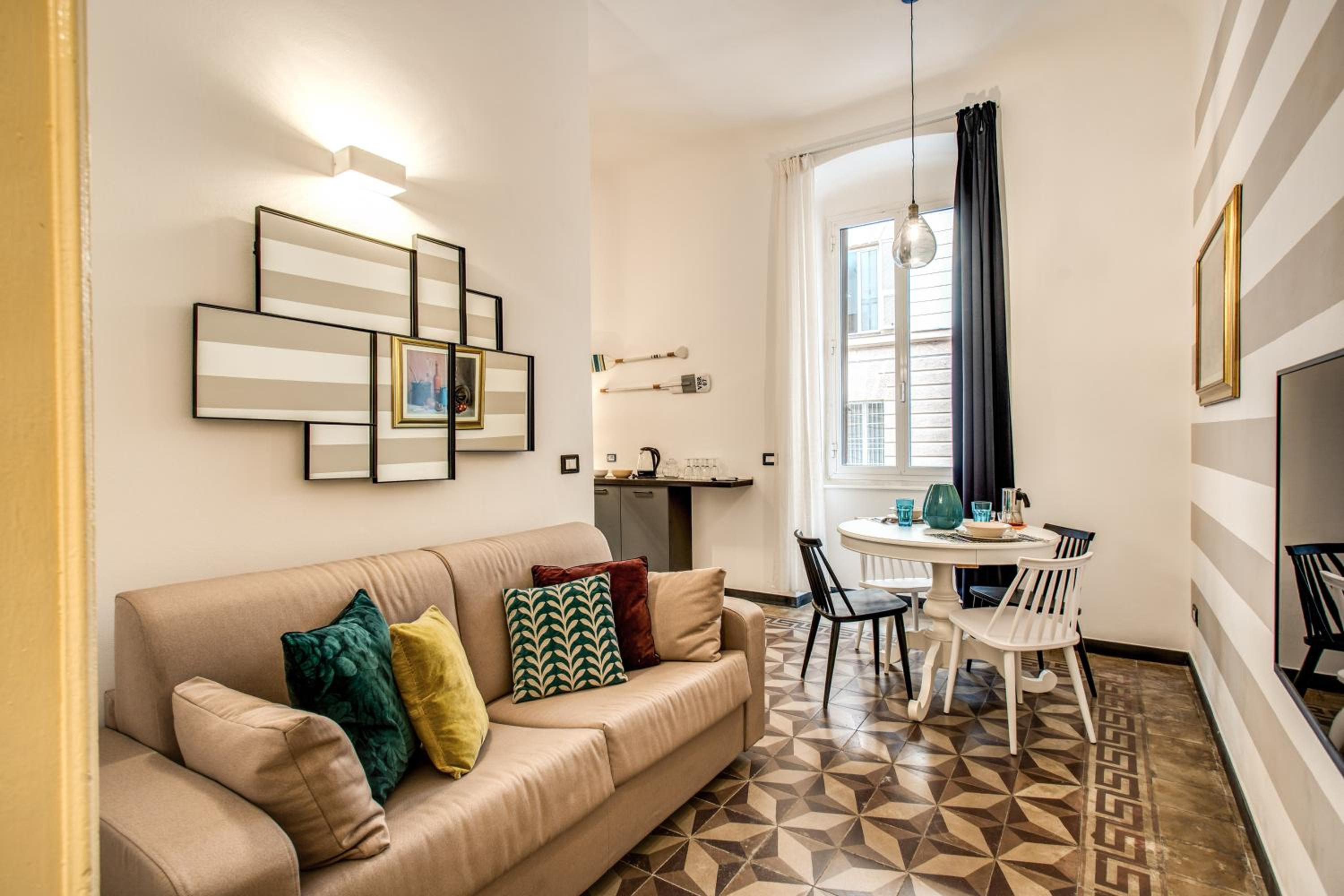 One-Bedroom Apartment