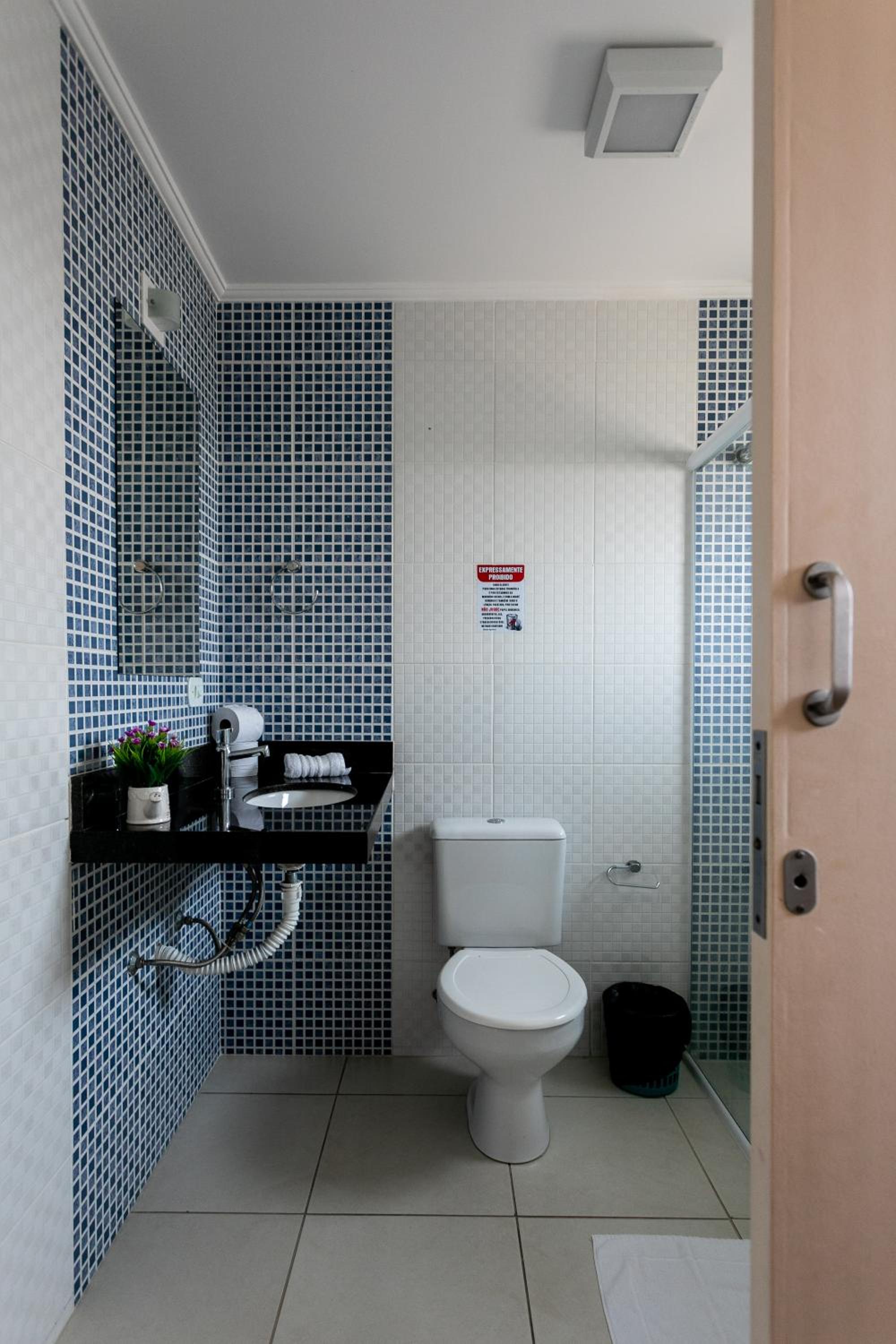 Standard Triple Room photo 3