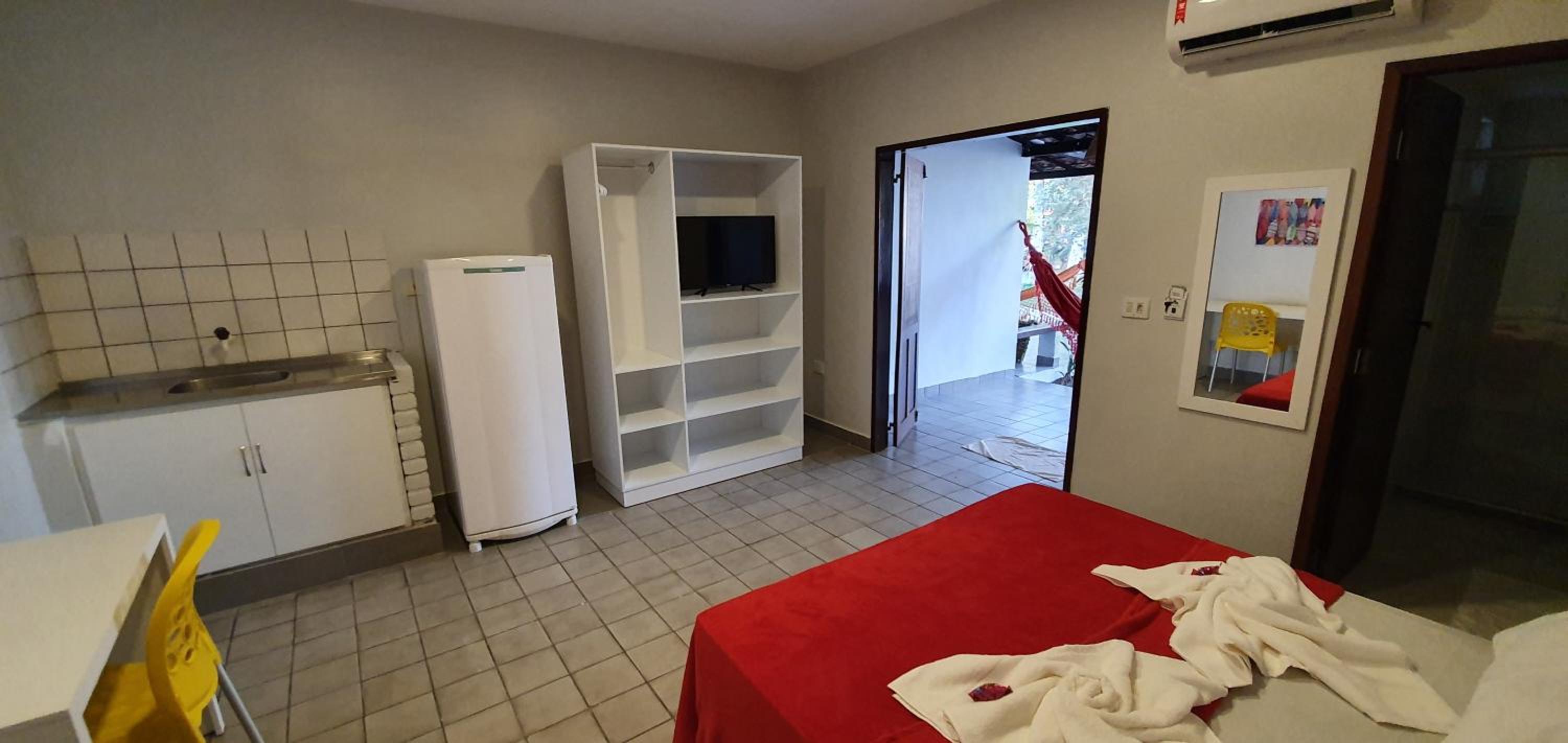 Suite with Balcony - Photo 7
